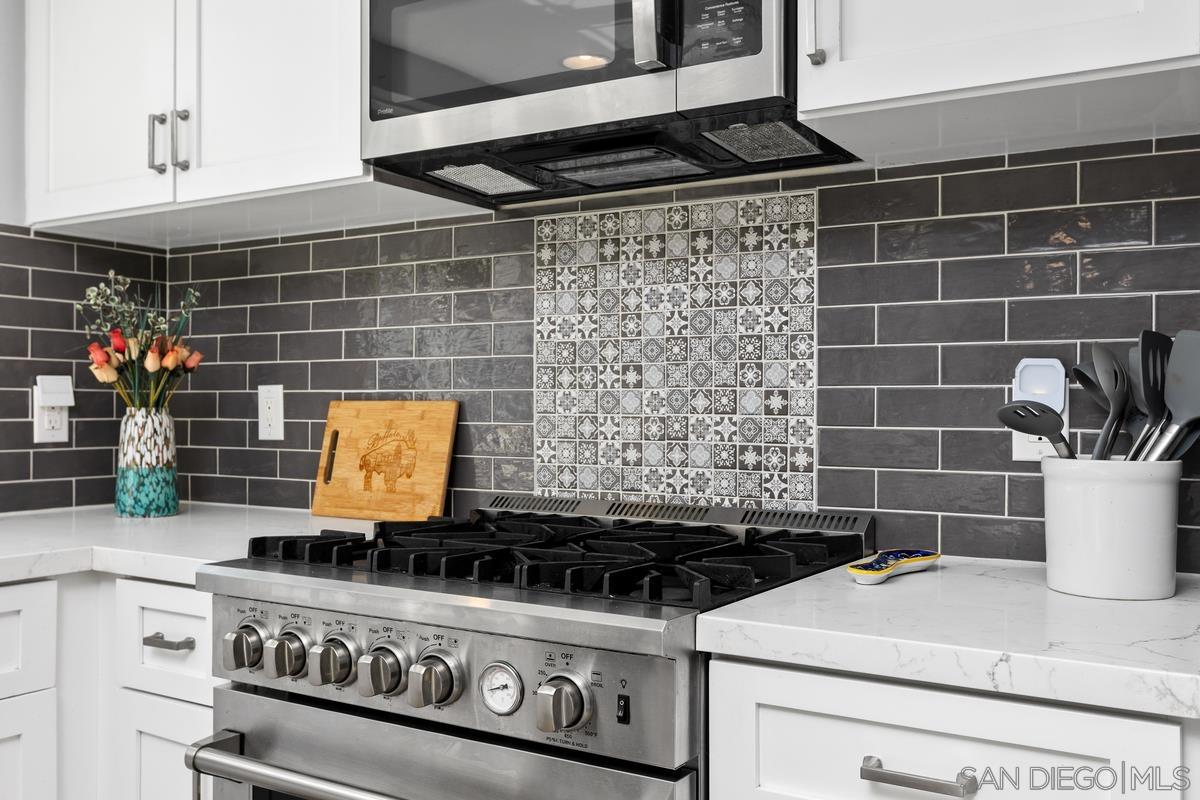 Detail Gallery Image 13 of 41 For 4475  Saint Andrews Place, Oceanside,  CA 92057 - 4 Beds | 3 Baths