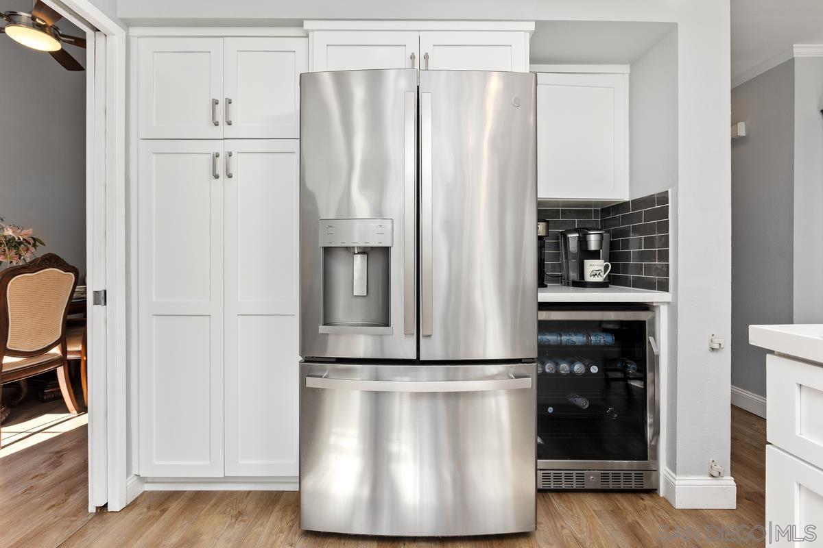 Detail Gallery Image 14 of 41 For 4475  Saint Andrews Place, Oceanside,  CA 92057 - 4 Beds | 3 Baths