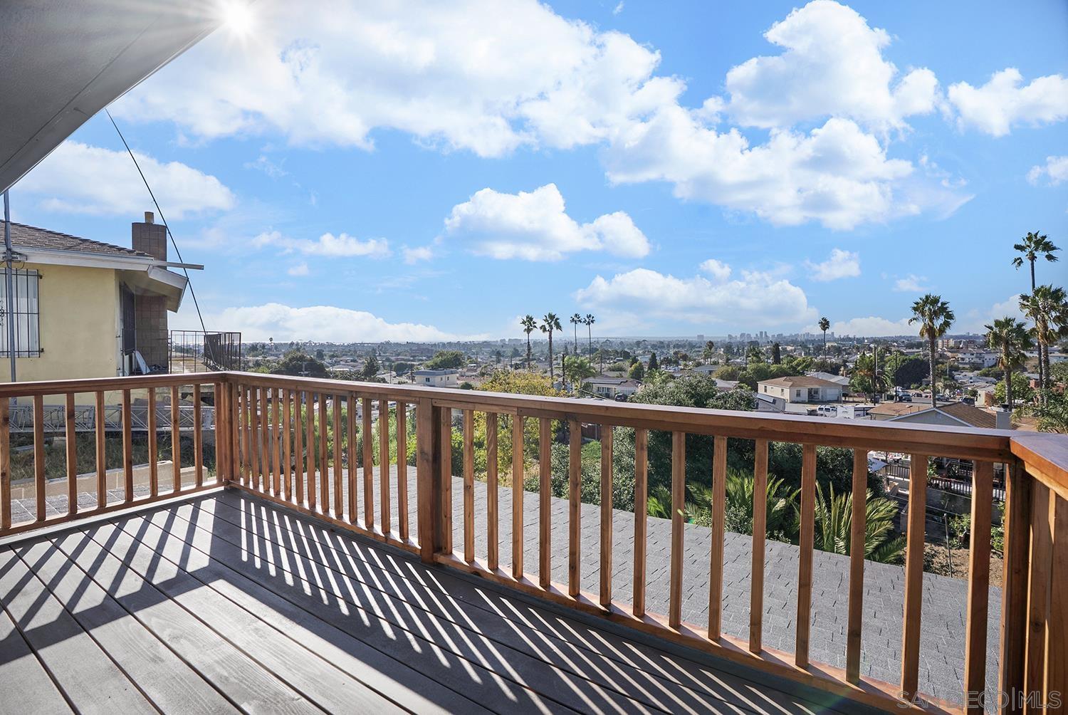 Detail Gallery Image 11 of 30 For San Onofre Ter, San Diego,  CA 92114 - 3 Beds | 2 Baths