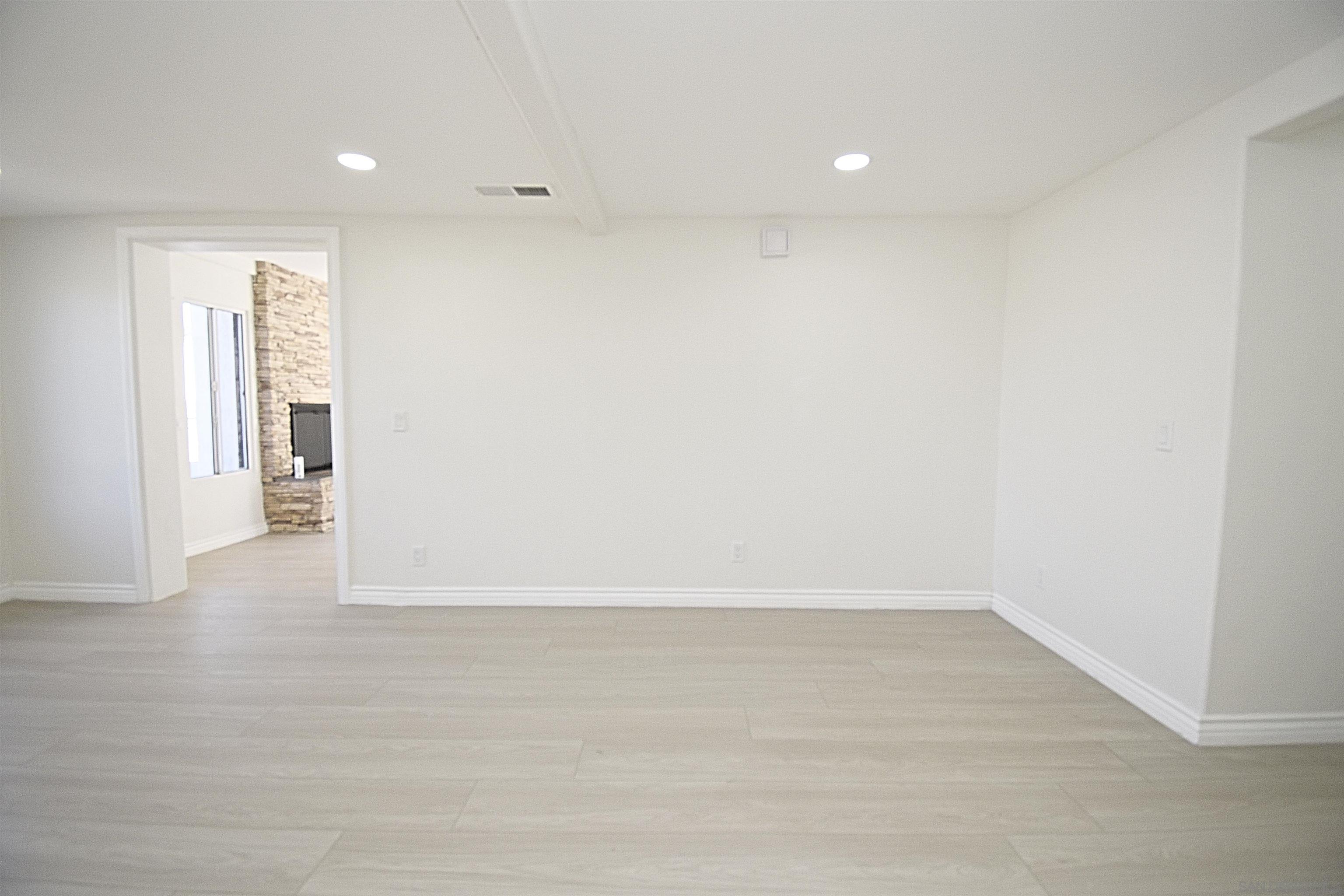 Detail Gallery Image 16 of 73 For 2760  Gwynne Avenue, National City,  CA 91950 - 4 Beds | 3 Baths