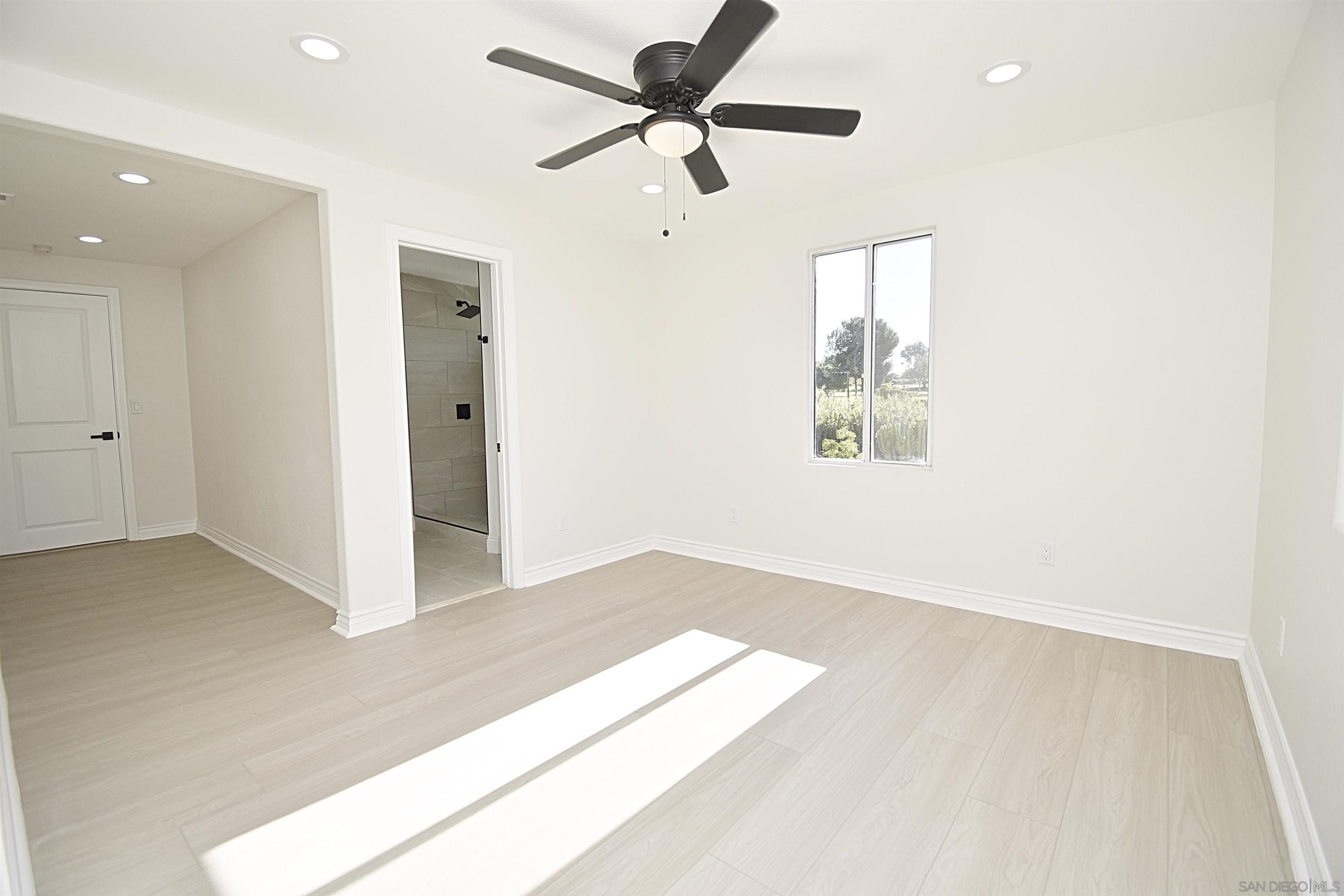 Detail Gallery Image 27 of 73 For 2760  Gwynne Avenue, National City,  CA 91950 - 4 Beds | 3 Baths