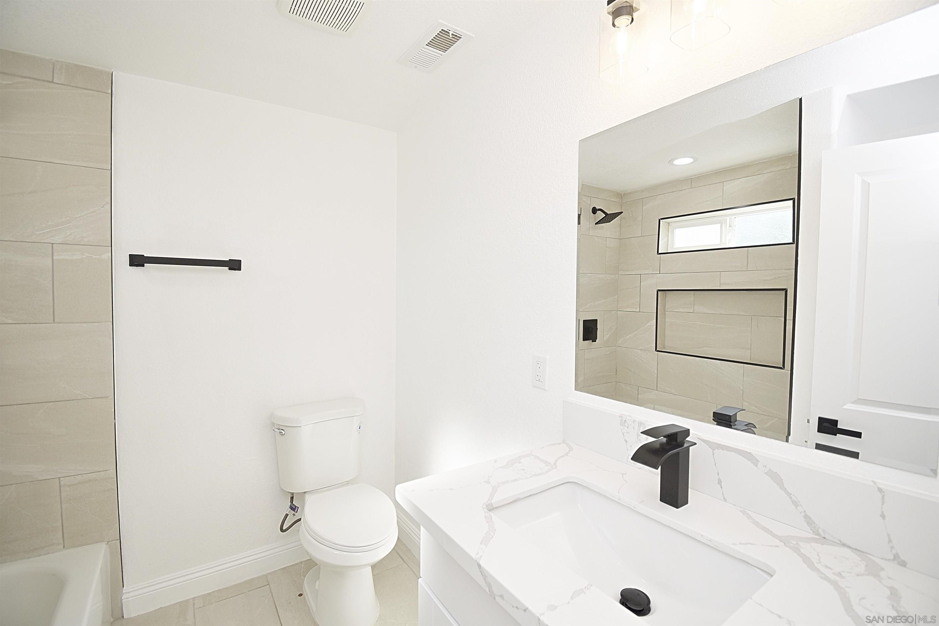 Detail Gallery Image 37 of 73 For 2760  Gwynne Avenue, National City,  CA 91950 - 4 Beds | 3 Baths