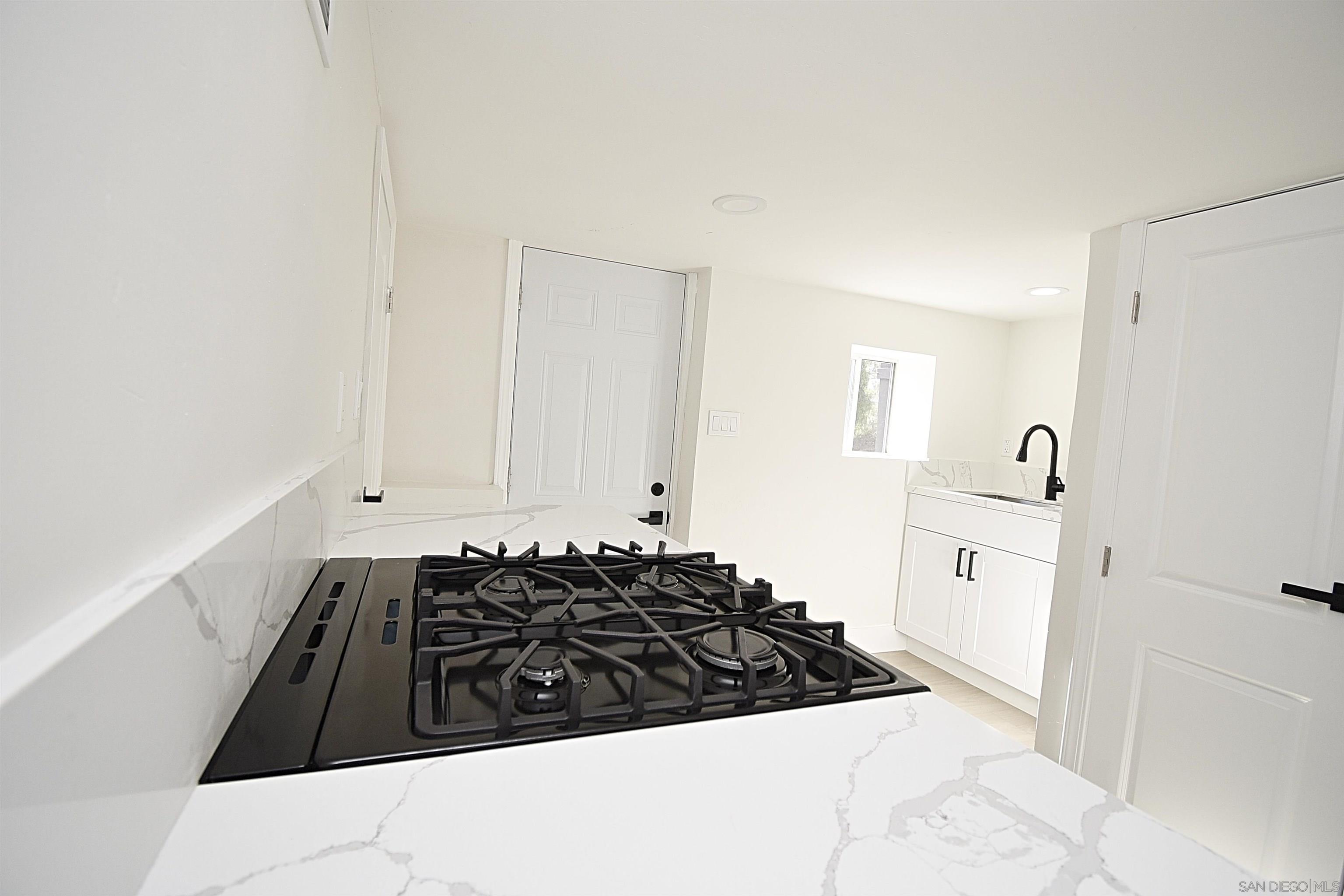 Detail Gallery Image 50 of 73 For 2760  Gwynne Avenue, National City,  CA 91950 - 4 Beds | 3 Baths