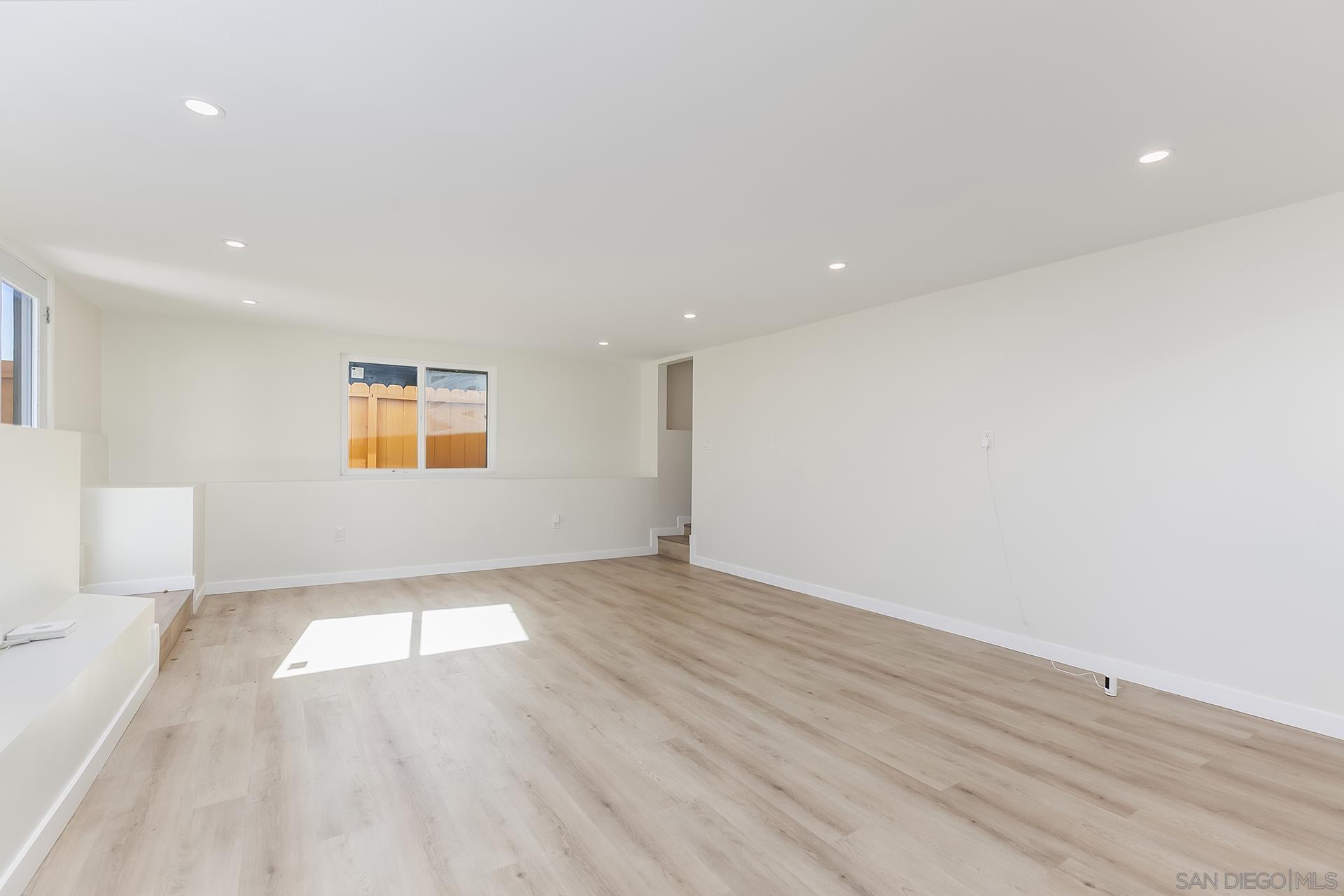 Detail Gallery Image 33 of 57 For 2549  Roseview Pl, San Diego,  CA 92105 - 4 Beds | 2 Baths