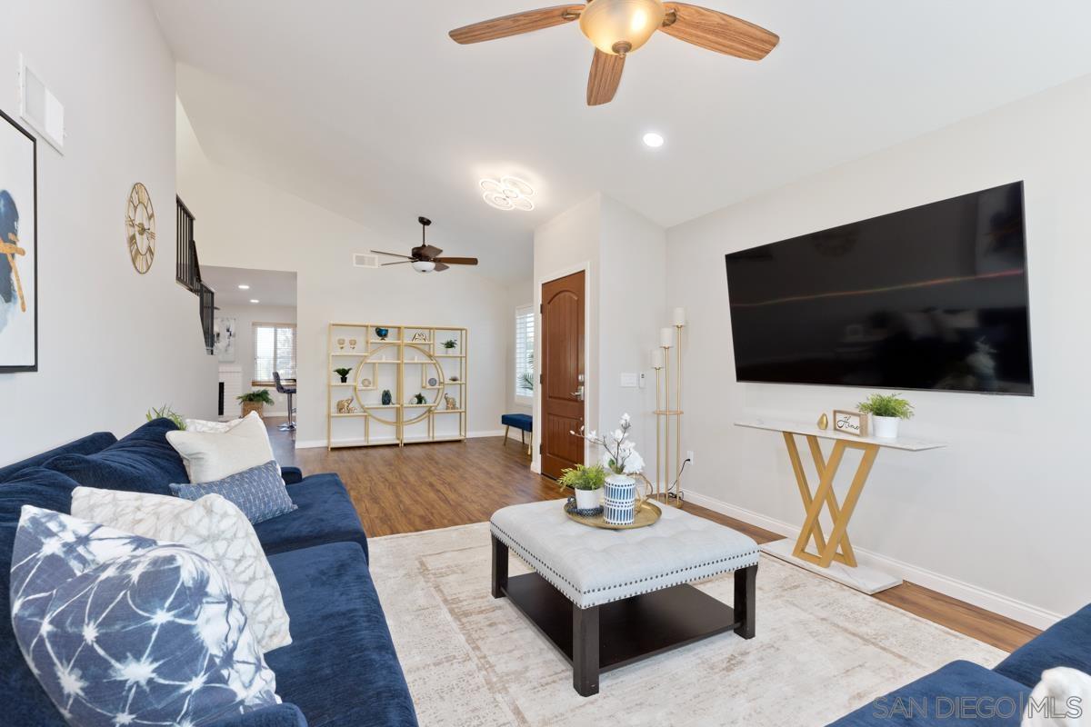 Detail Gallery Image 2 of 45 For 9531  Bayamon Road, San Diego,  CA 92129 - 4 Beds | 3 Baths