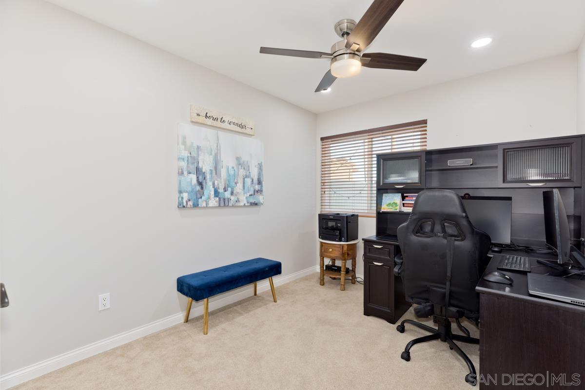 Detail Gallery Image 15 of 45 For 9531  Bayamon Road, San Diego,  CA 92129 - 4 Beds | 3 Baths