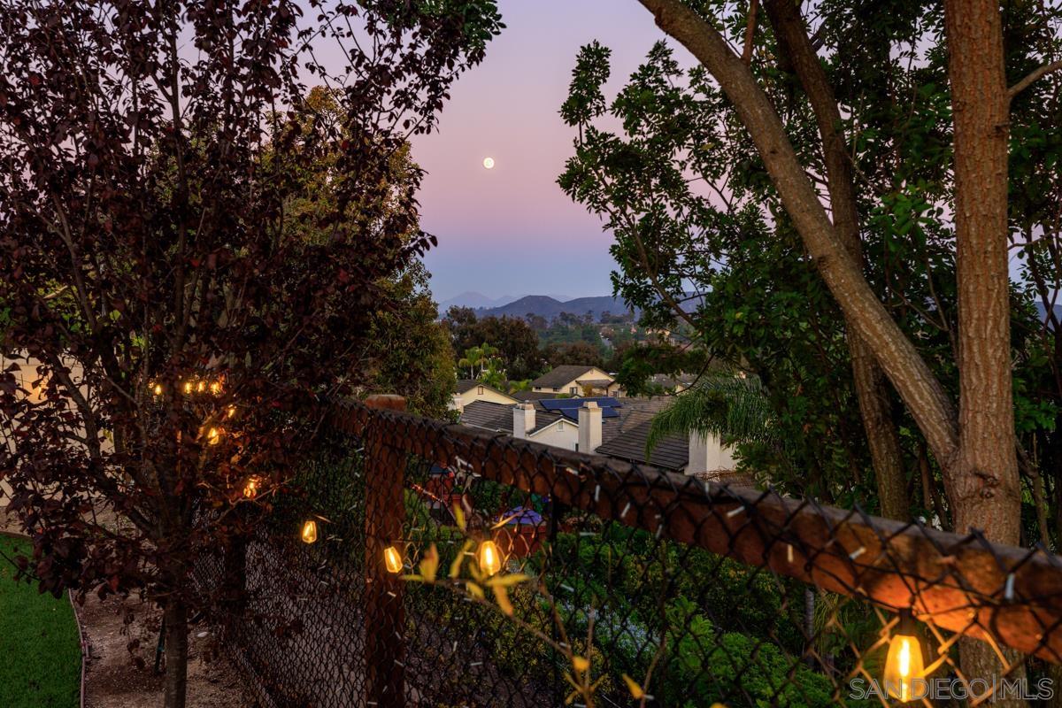 Detail Gallery Image 39 of 45 For 9531  Bayamon Road, San Diego,  CA 92129 - 4 Beds | 3 Baths