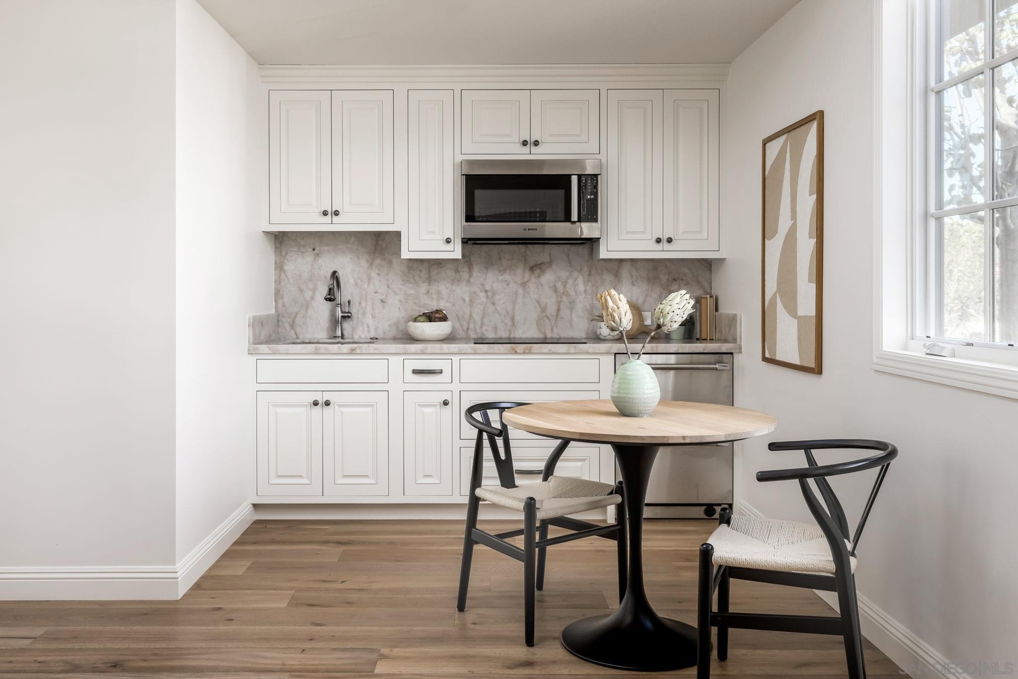 Detail Gallery Image 25 of 46 For 1879  Tahiti Drive, Costa Mesa,  CA 92626 - 4 Beds | 3/1 Baths