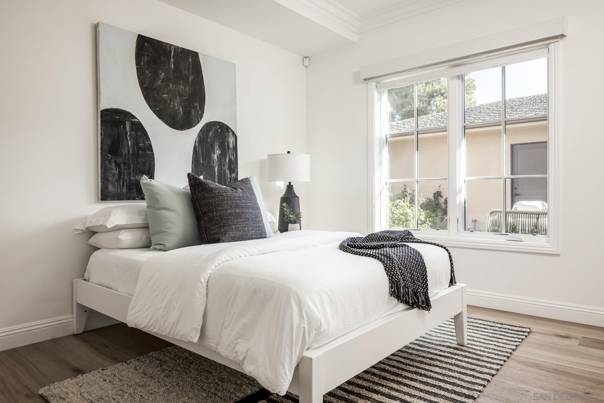 Detail Gallery Image 27 of 46 For 1879  Tahiti Drive, Costa Mesa,  CA 92626 - 4 Beds | 3/1 Baths