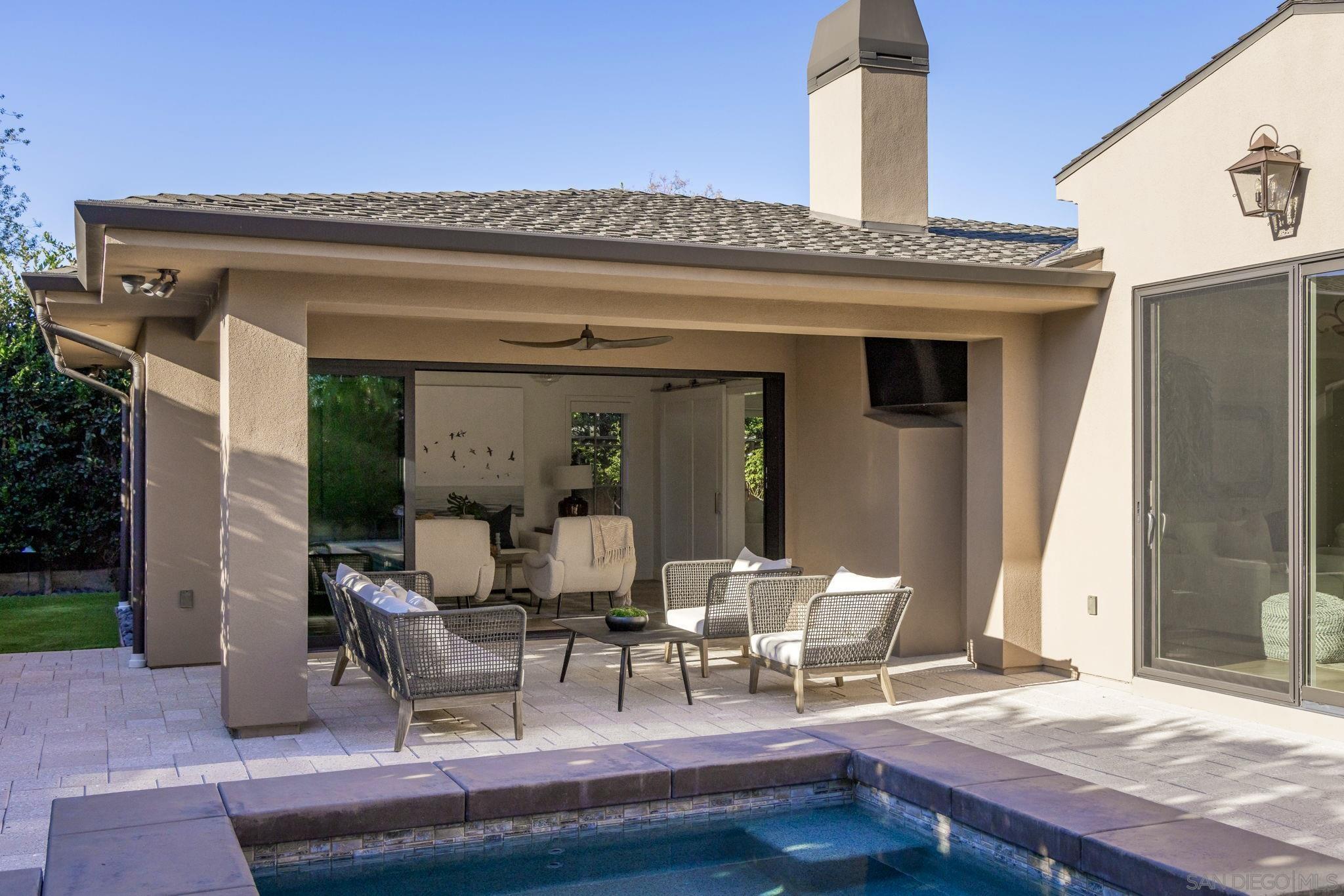 Detail Gallery Image 35 of 46 For 1879  Tahiti Drive, Costa Mesa,  CA 92626 - 4 Beds | 3/1 Baths