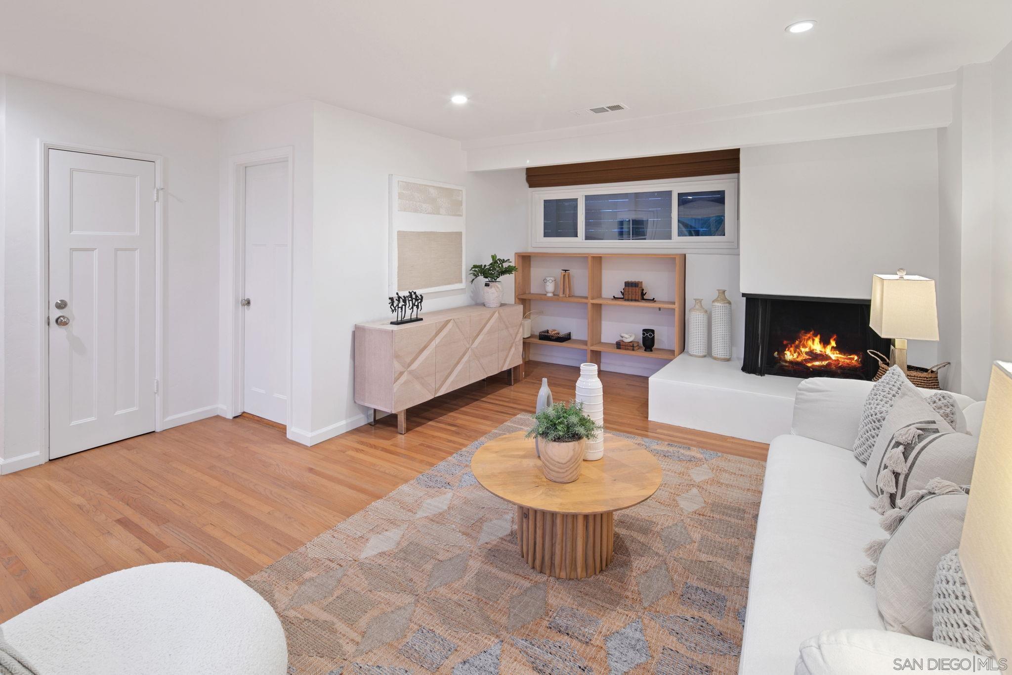 Detail Gallery Image 19 of 29 For 211  Ocean St, Solana Beach,  CA 92075 - 3 Beds | 2 Baths