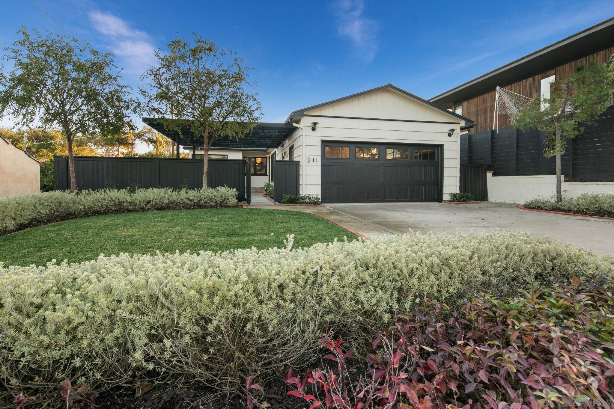 Detail Gallery Image 22 of 29 For 211  Ocean St, Solana Beach,  CA 92075 - 3 Beds | 2 Baths