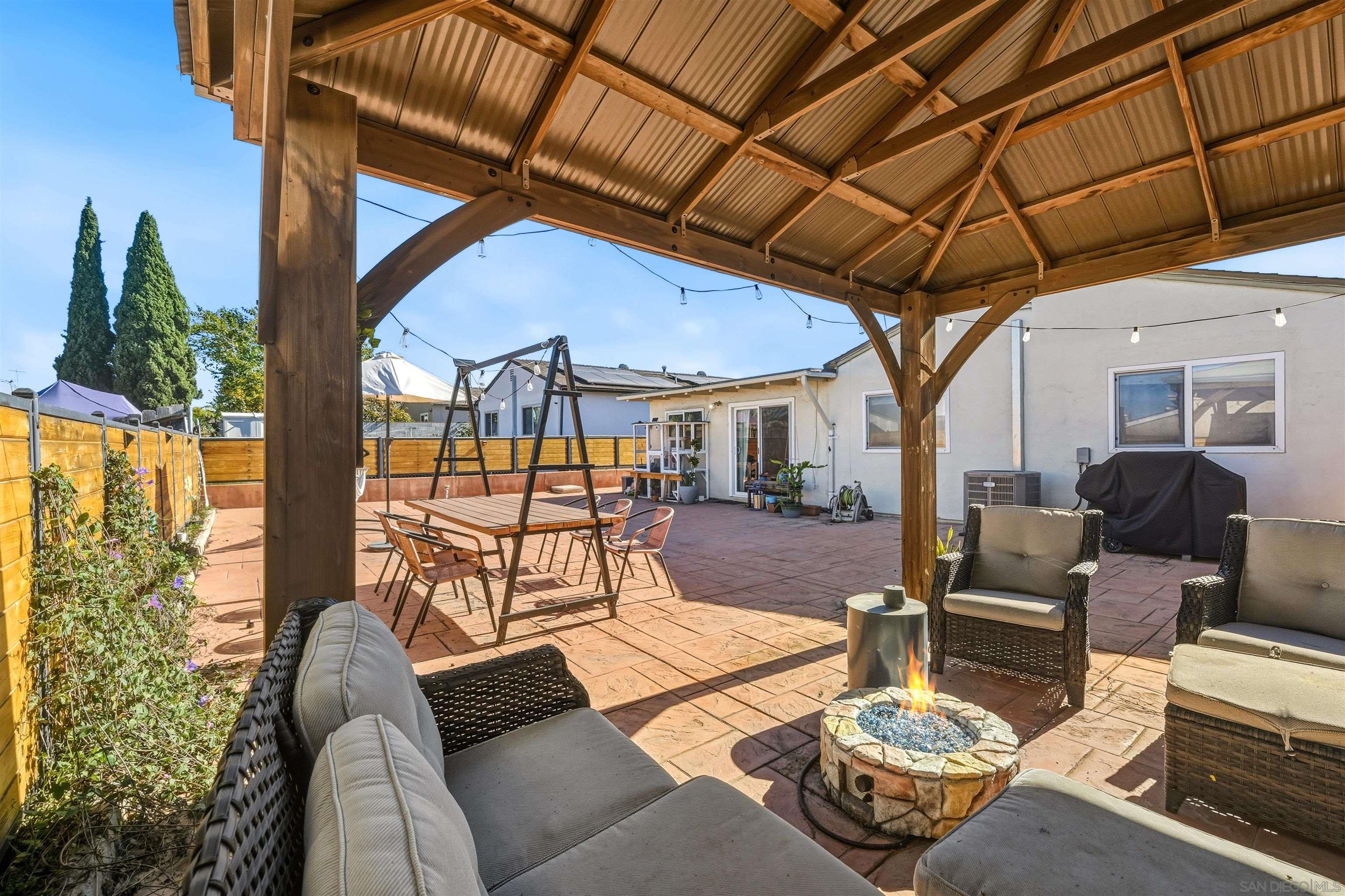 Detail Gallery Image 14 of 16 For 4006  Coldwell Ln, San Diego,  CA 92154 - 3 Beds | 2 Baths