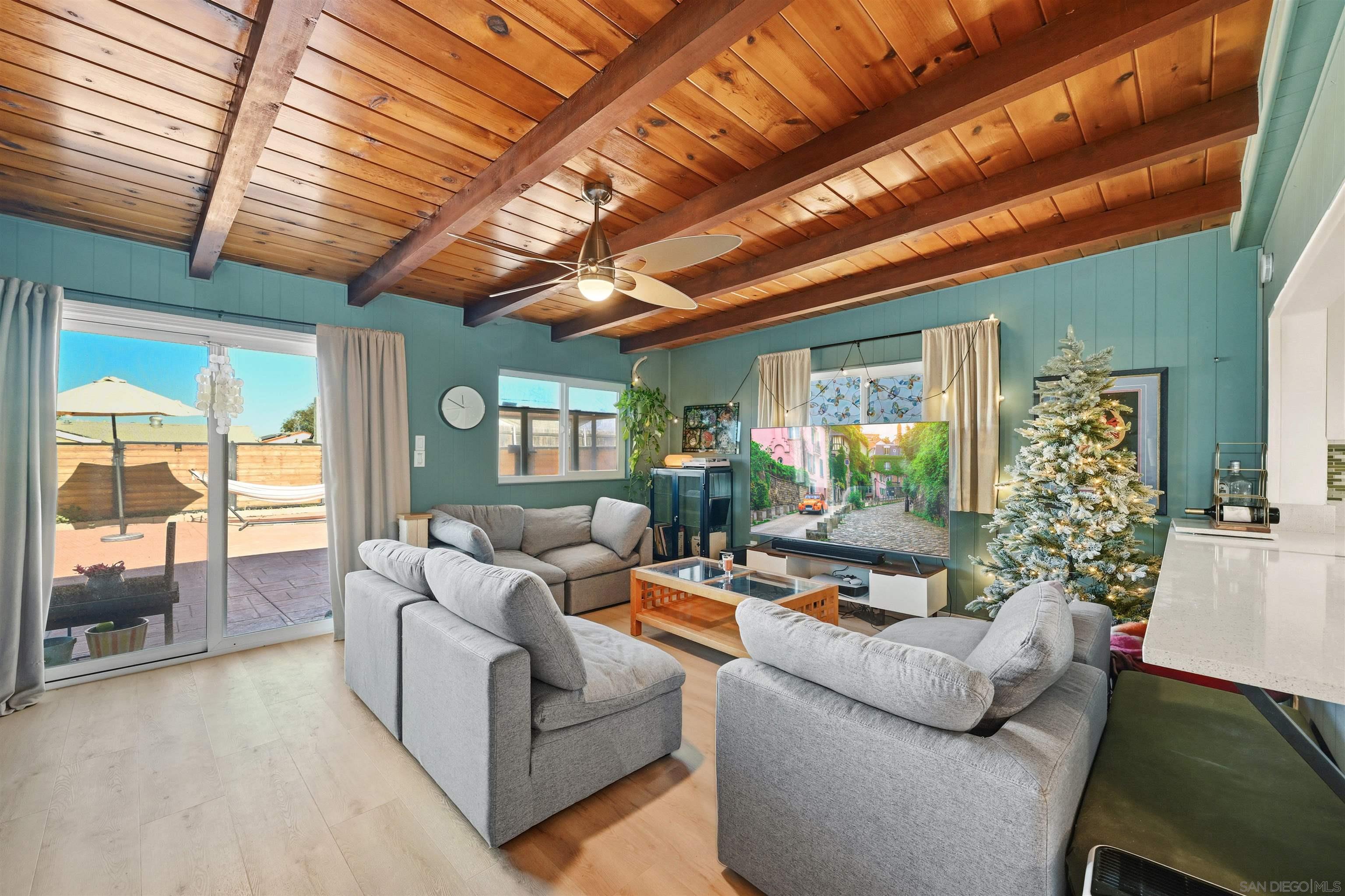 Detail Gallery Image 4 of 16 For 4006  Coldwell Ln, San Diego,  CA 92154 - 3 Beds | 2 Baths