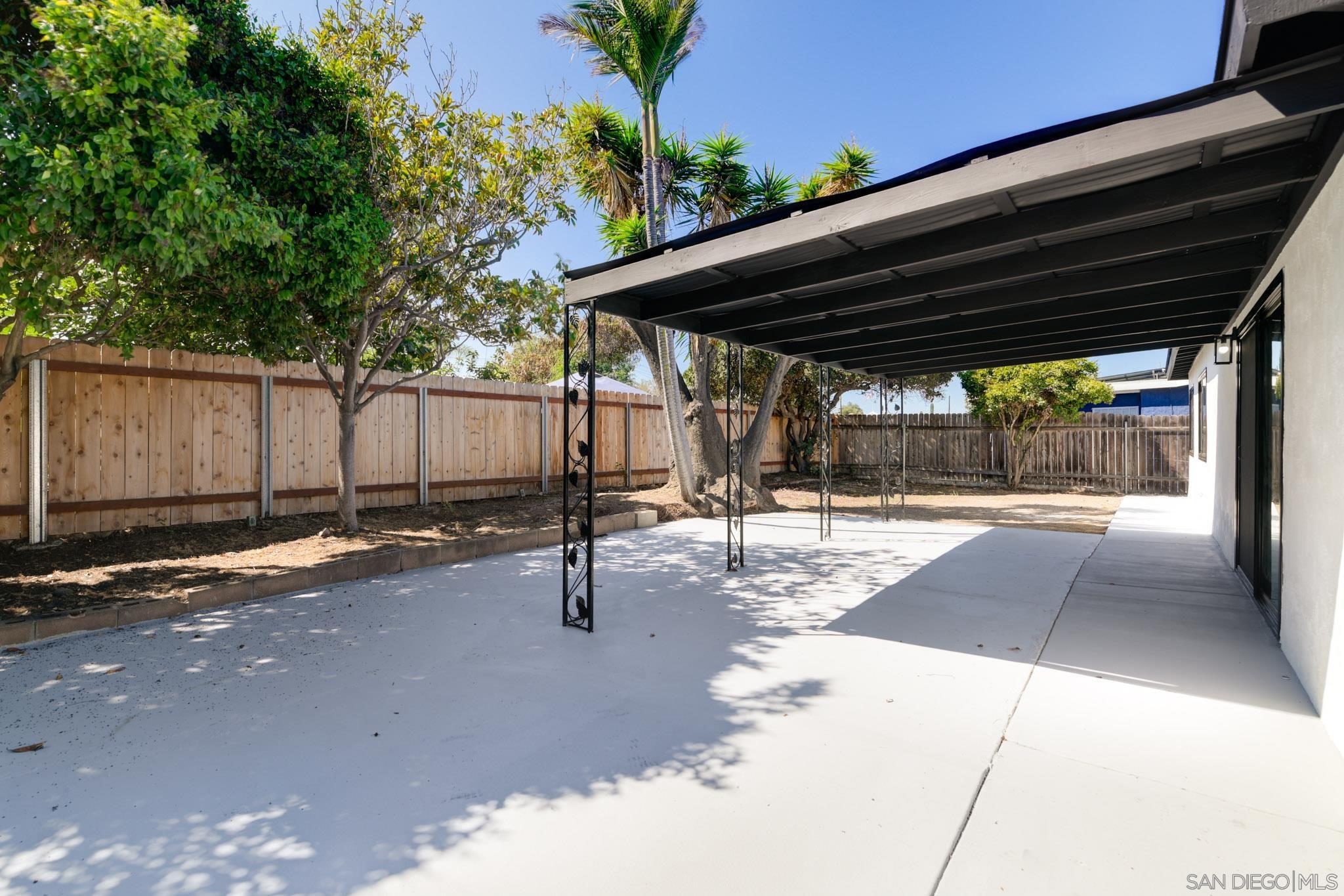 Detail Gallery Image 11 of 25 For 9125  Akard St, Spring Valley,  CA 91977 - 4 Beds | 2 Baths