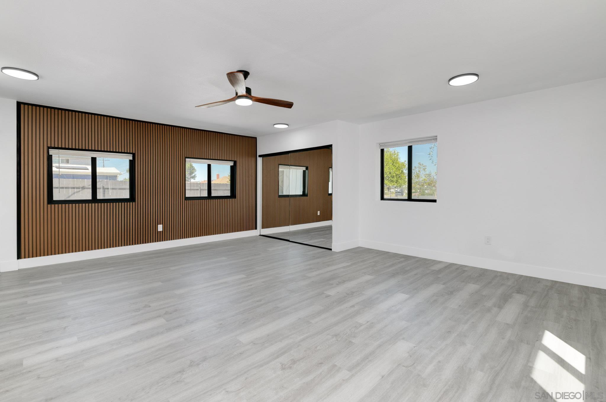 Detail Gallery Image 9 of 25 For 9125  Akard St, Spring Valley,  CA 91977 - 4 Beds | 2 Baths