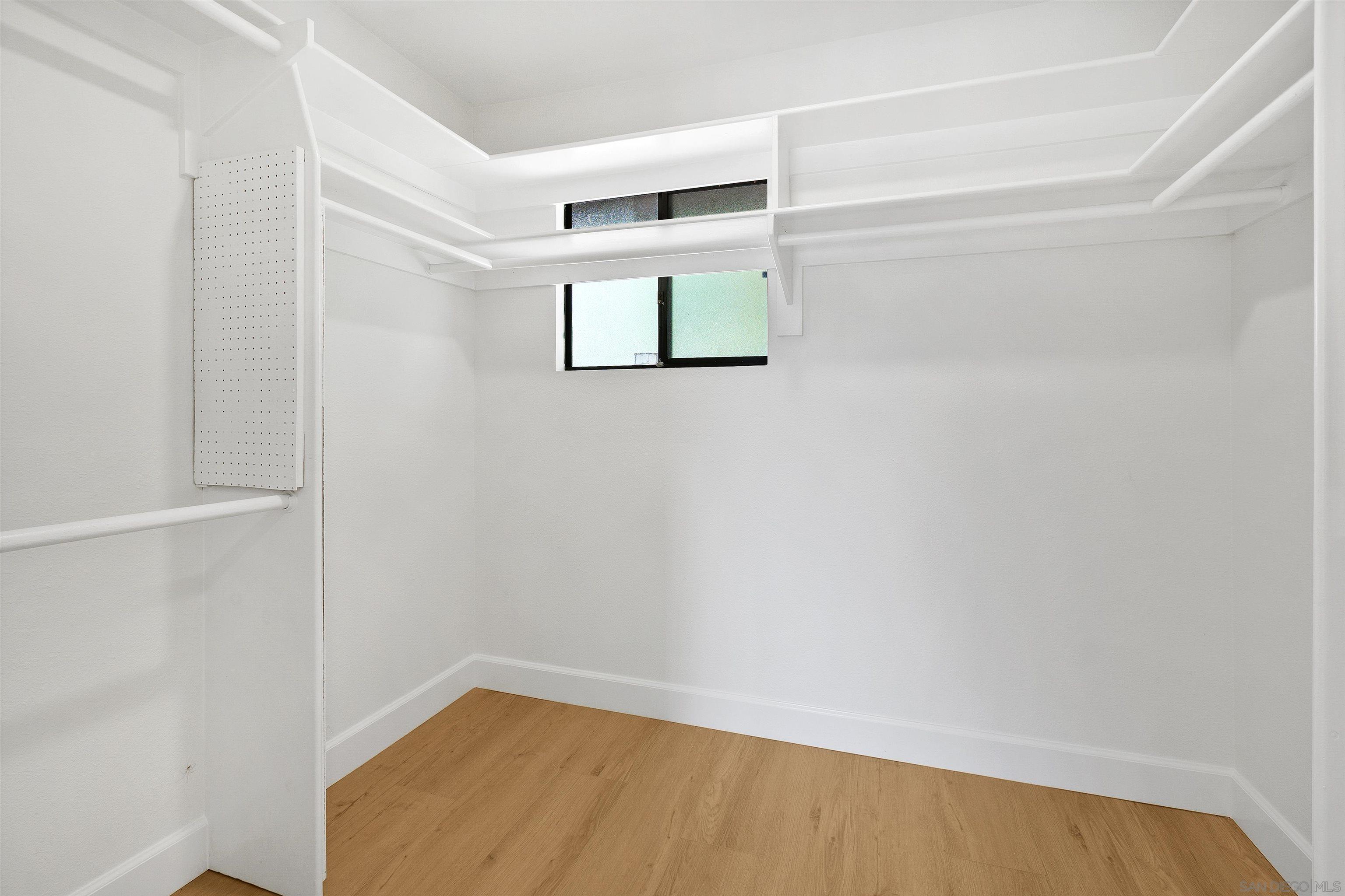 Detail Gallery Image 23 of 39 For 363  Tumble Creek Ln, Fallbrook,  CA 92028 - 3 Beds | 2/1 Baths