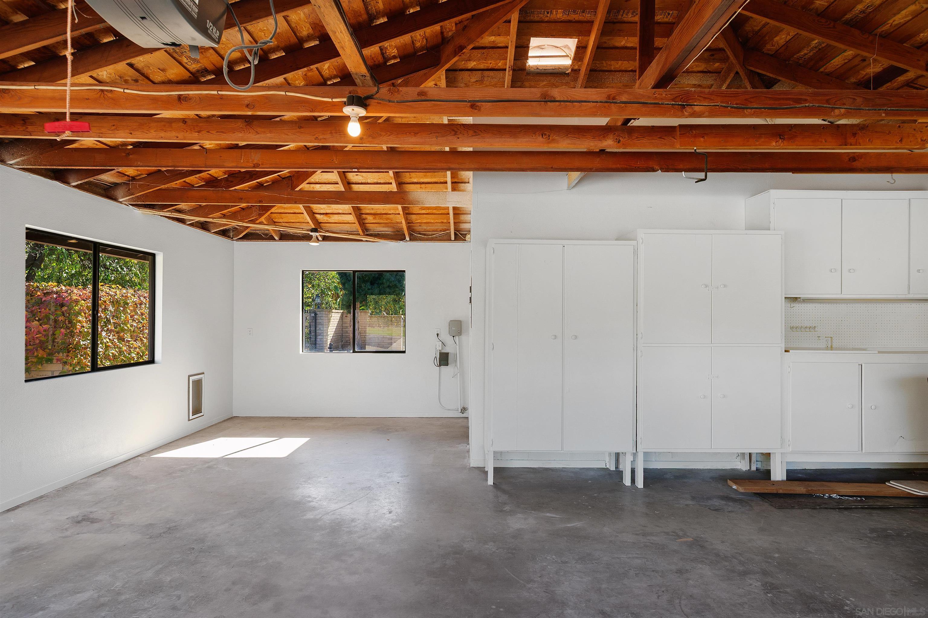 Detail Gallery Image 31 of 39 For 363  Tumble Creek Ln, Fallbrook,  CA 92028 - 3 Beds | 2/1 Baths