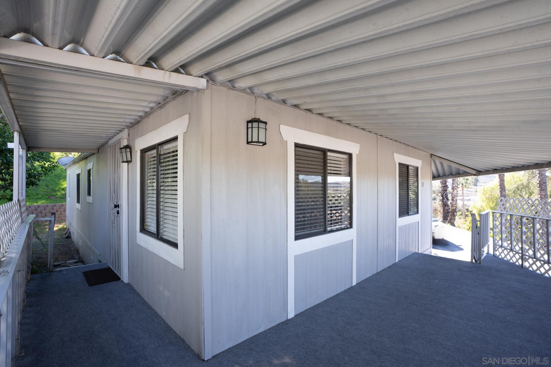 Detail Gallery Image 2 of 32 For 13490  Highway 8 Business  Spc 24,  Lakeside,  CA 92040 - 2 Beds | 2 Baths