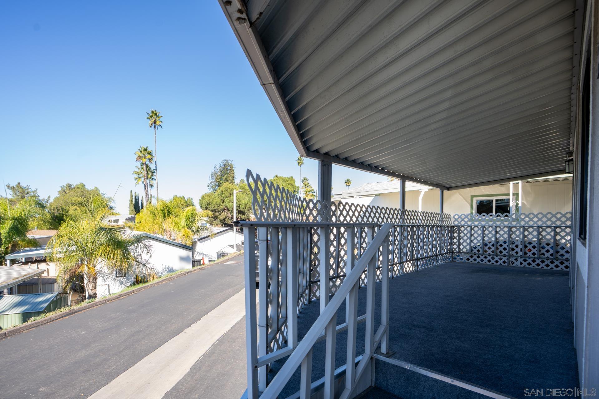 Detail Gallery Image 6 of 32 For 13490  Highway 8 Business  Spc 24,  Lakeside,  CA 92040 - 2 Beds | 2 Baths