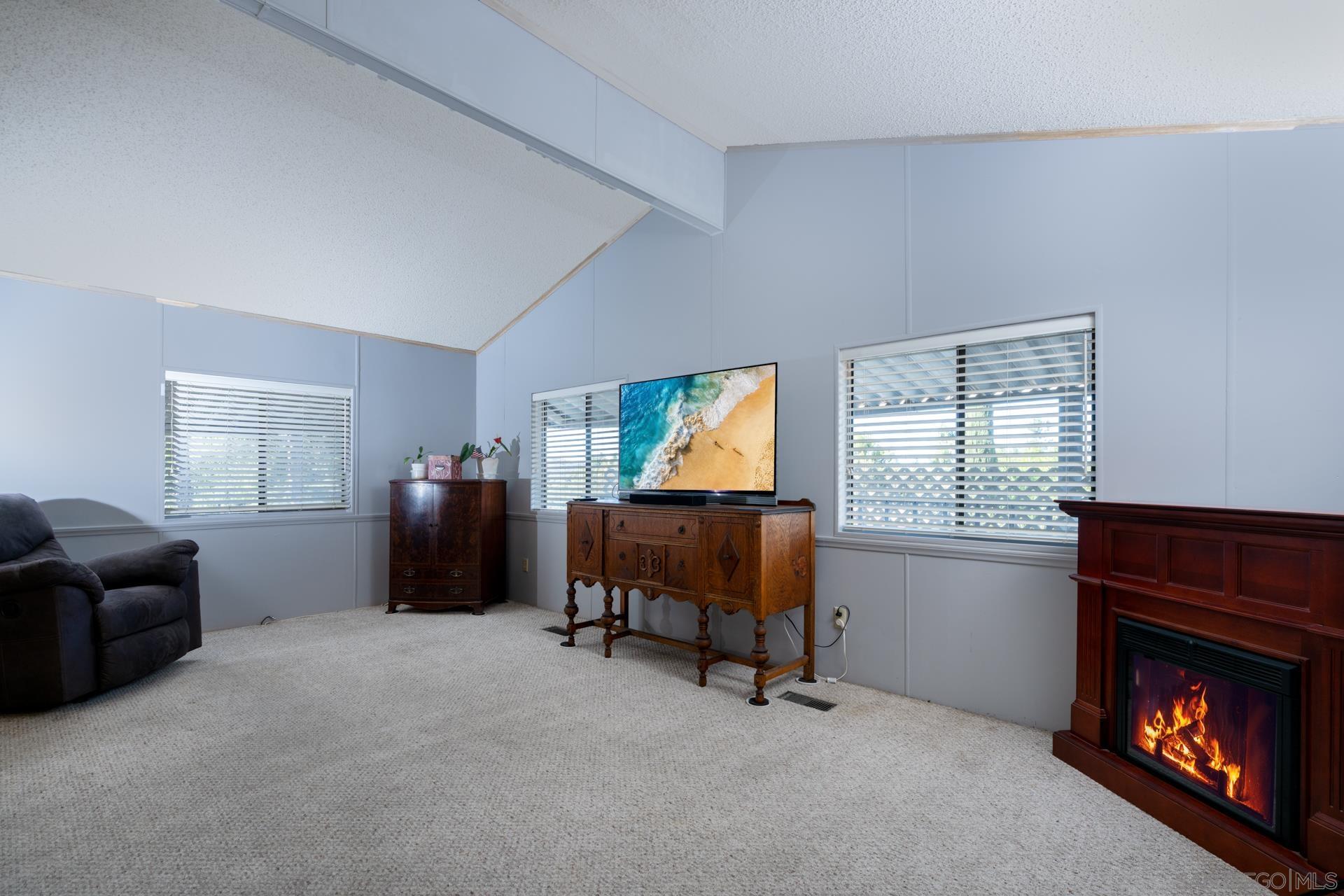 Detail Gallery Image 9 of 32 For 13490  Highway 8 Business  Spc 24,  Lakeside,  CA 92040 - 2 Beds | 2 Baths