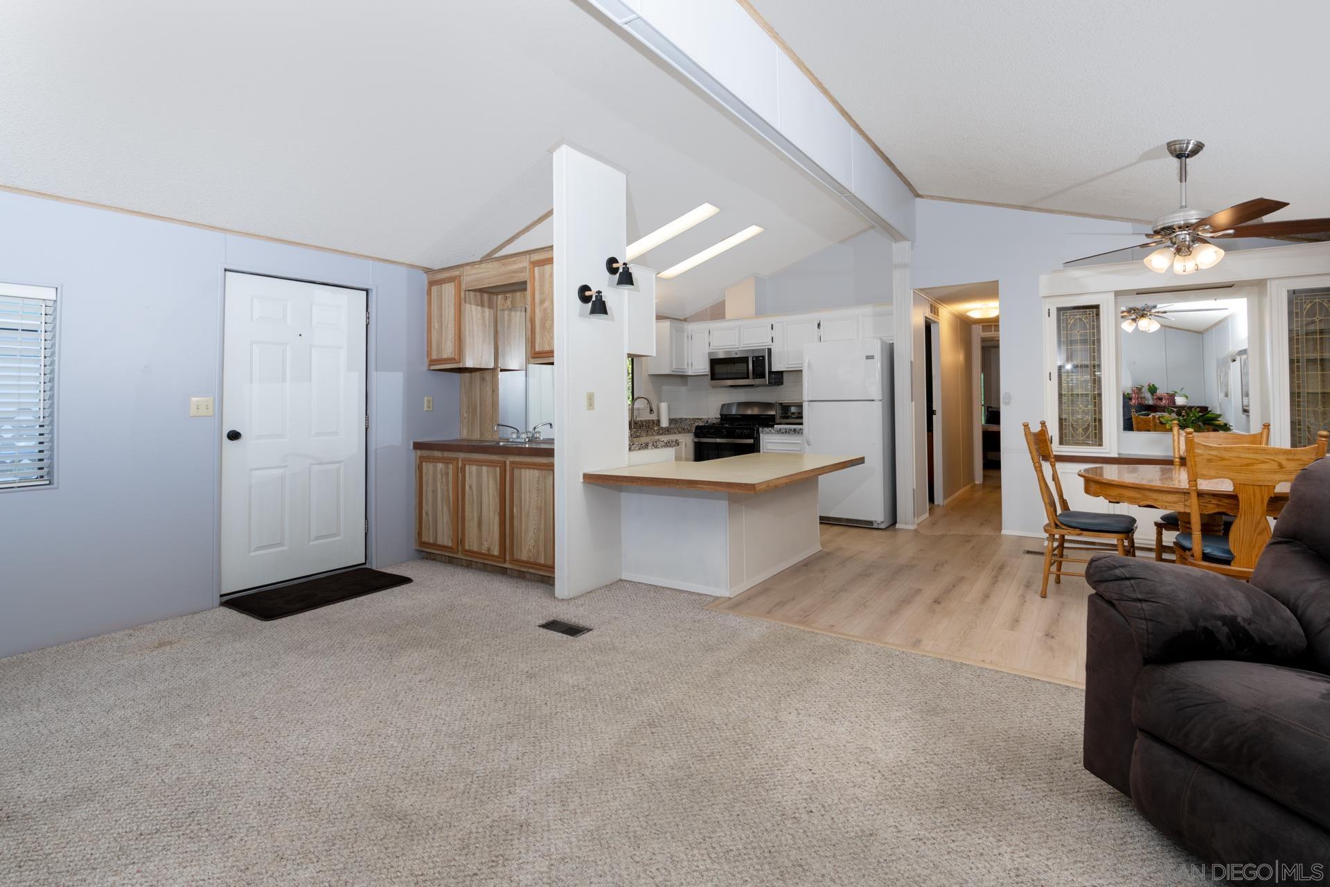 Detail Gallery Image 10 of 32 For 13490  Highway 8 Business  Spc 24,  Lakeside,  CA 92040 - 2 Beds | 2 Baths