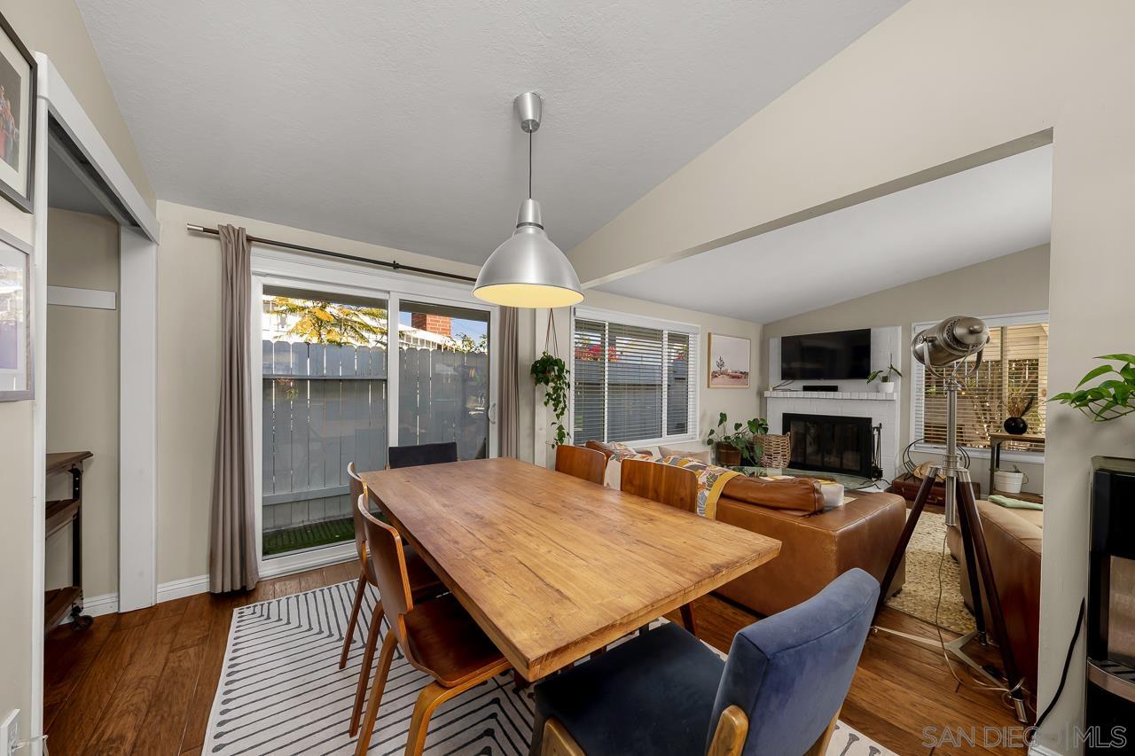 Detail Gallery Image 16 of 45 For 6209  Amber Lake Ave, San Diego,  CA 92119 - 4 Beds | 2 Baths