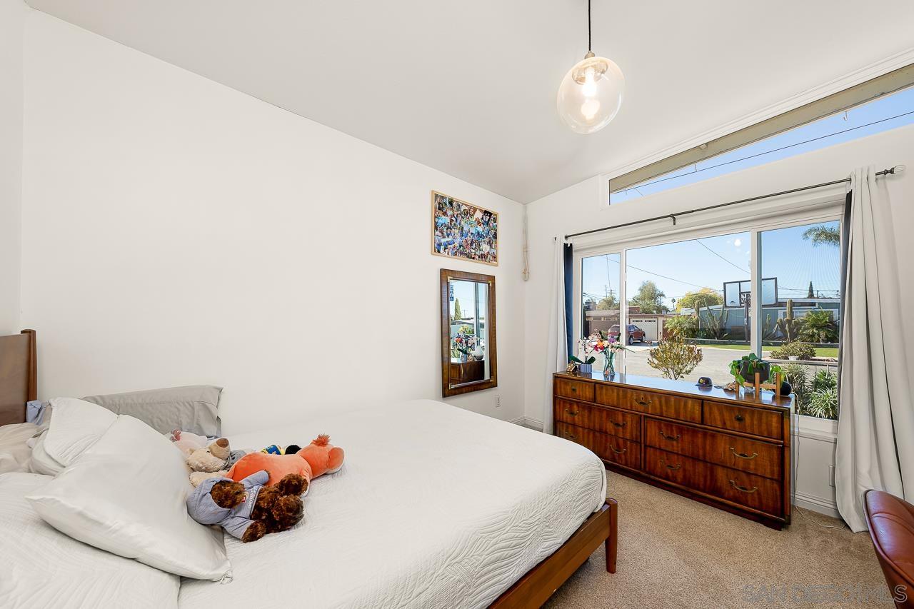 Detail Gallery Image 29 of 45 For 6209  Amber Lake Ave, San Diego,  CA 92119 - 4 Beds | 2 Baths