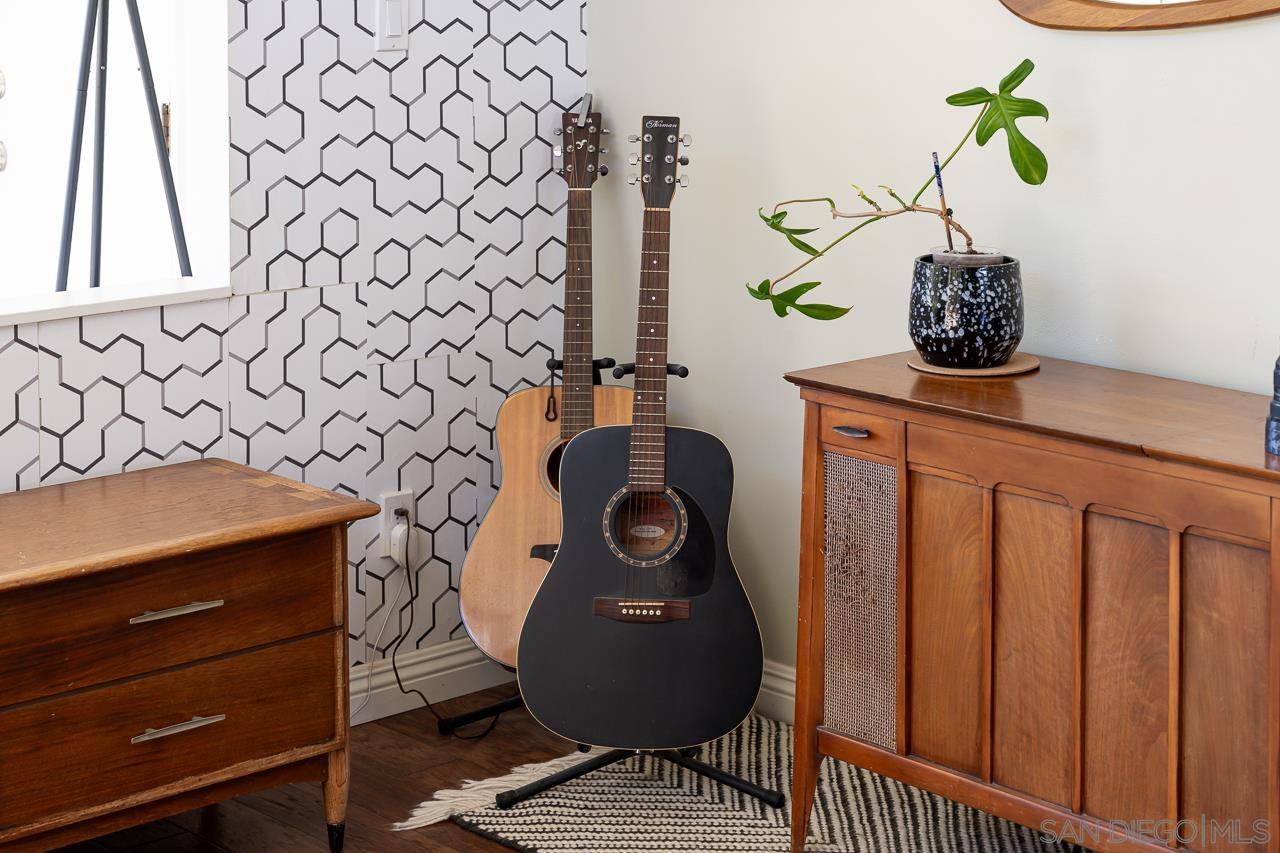 Detail Gallery Image 32 of 45 For 6209  Amber Lake Ave, San Diego,  CA 92119 - 4 Beds | 2 Baths