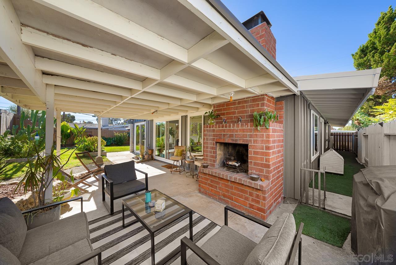 Detail Gallery Image 34 of 45 For 6209  Amber Lake Ave, San Diego,  CA 92119 - 4 Beds | 2 Baths