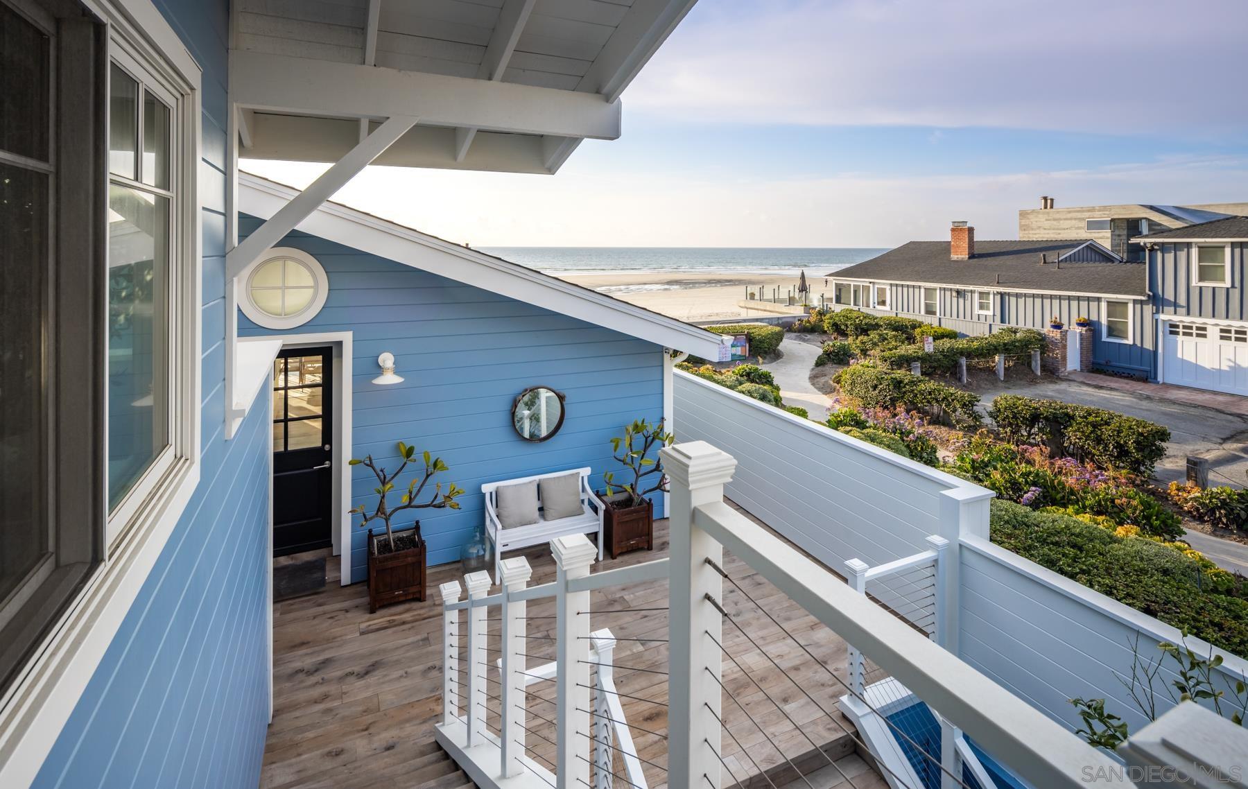 Detail Gallery Image 25 of 30 For 2050  Ocean Front, Del Mar,  CA 92014 - 5 Beds | 5 Baths