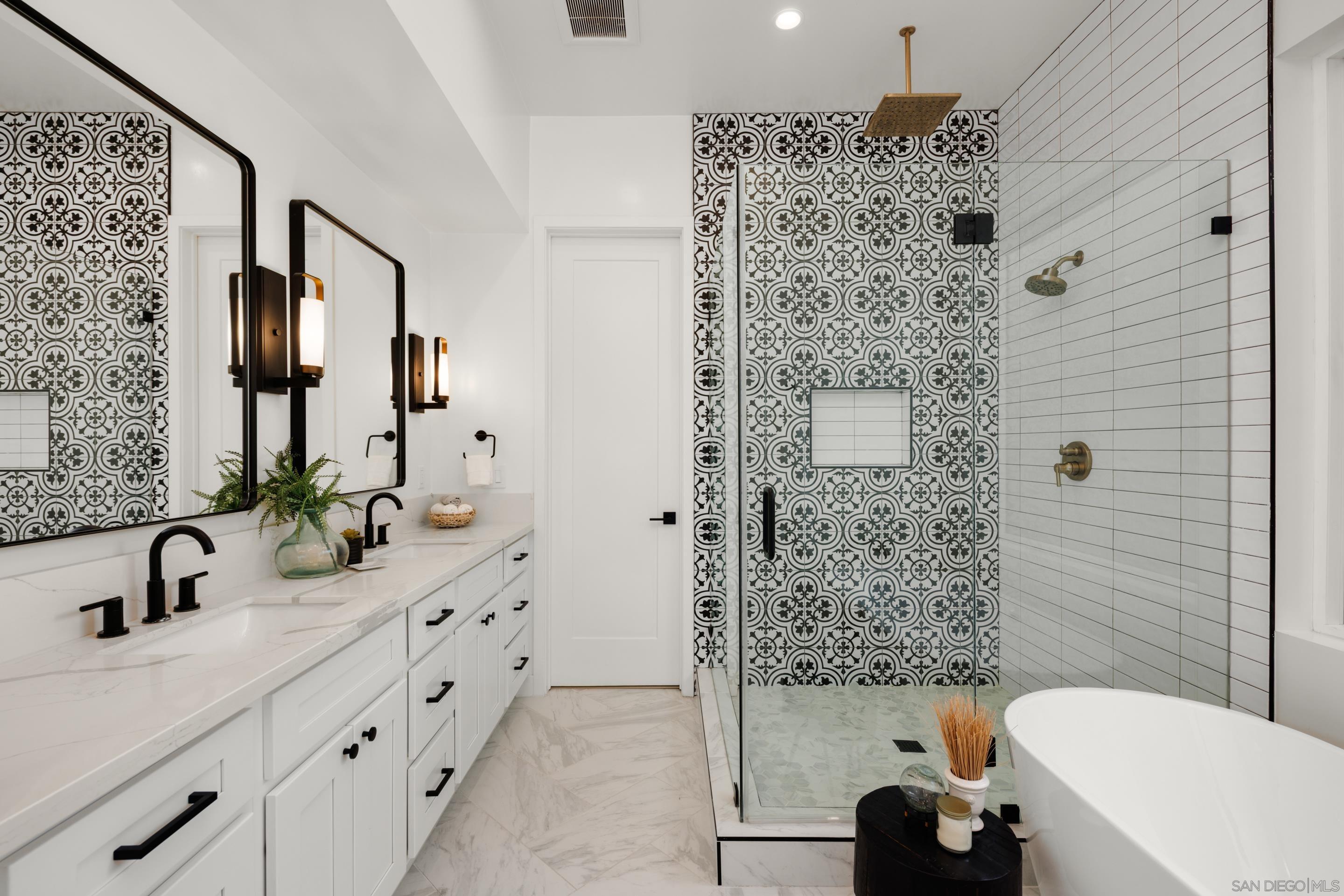 Detail Gallery Image 16 of 45 For 623  Colima St, La Jolla,  CA 92037 - 4 Beds | 4/1 Baths