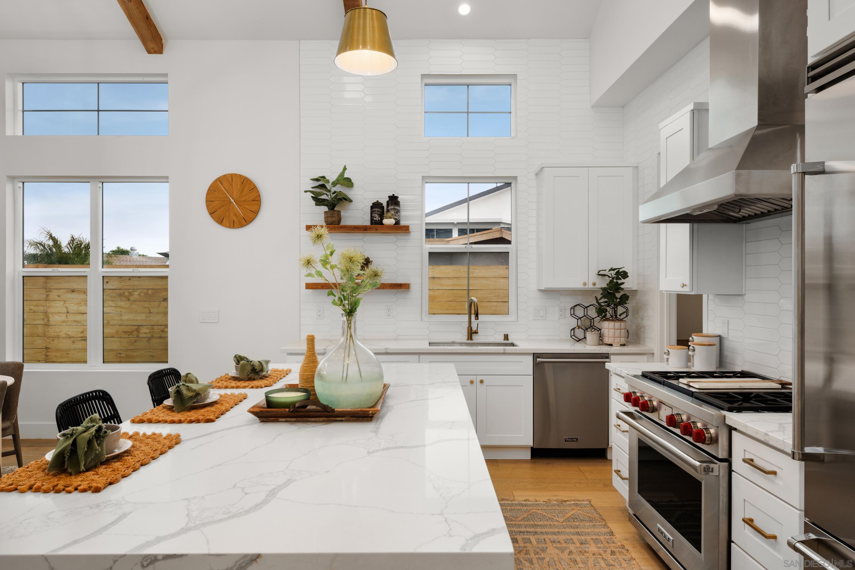 Detail Gallery Image 5 of 45 For 623  Colima St, La Jolla,  CA 92037 - 4 Beds | 4/1 Baths