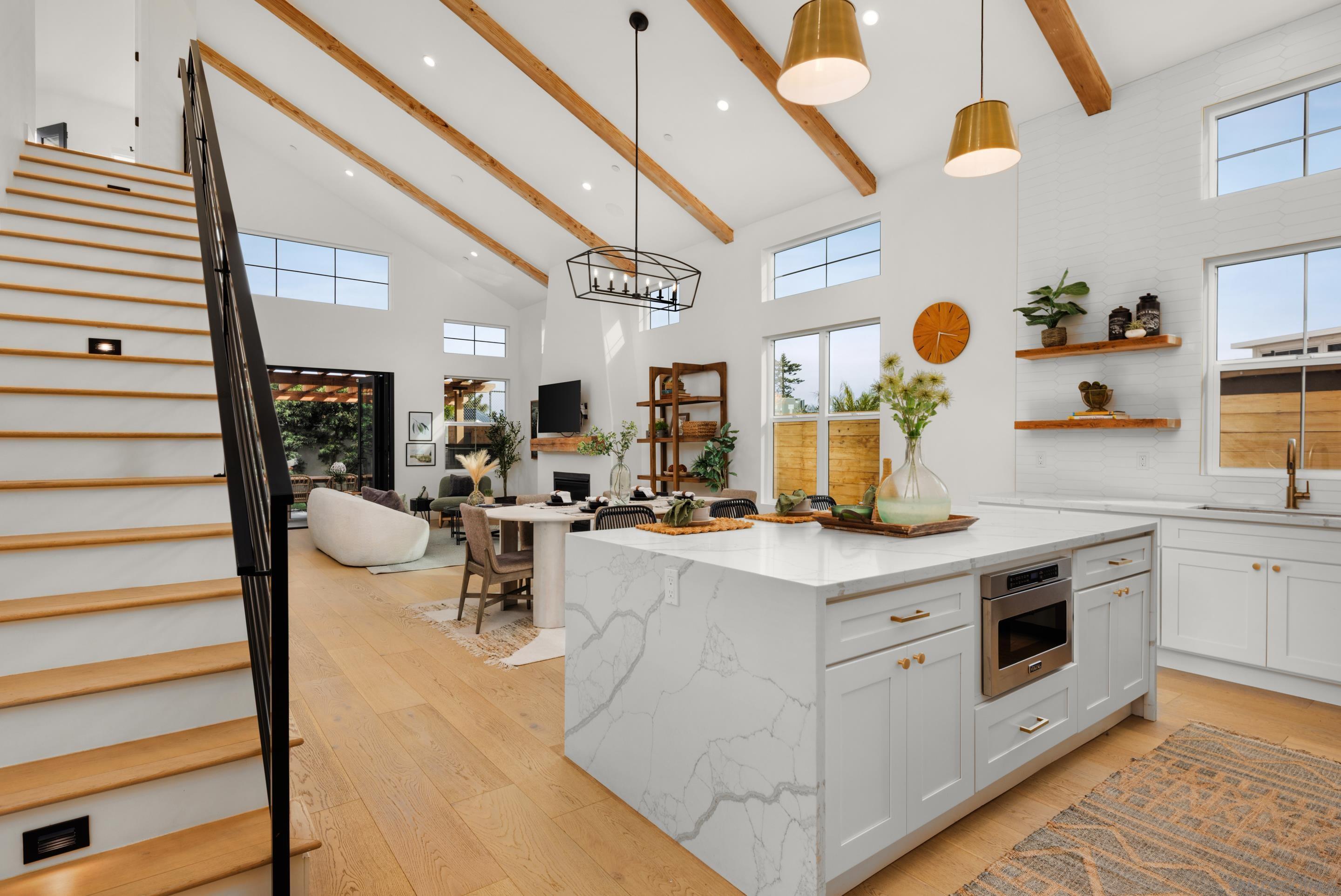 Detail Gallery Image 6 of 45 For 623  Colima St, La Jolla,  CA 92037 - 4 Beds | 4/1 Baths