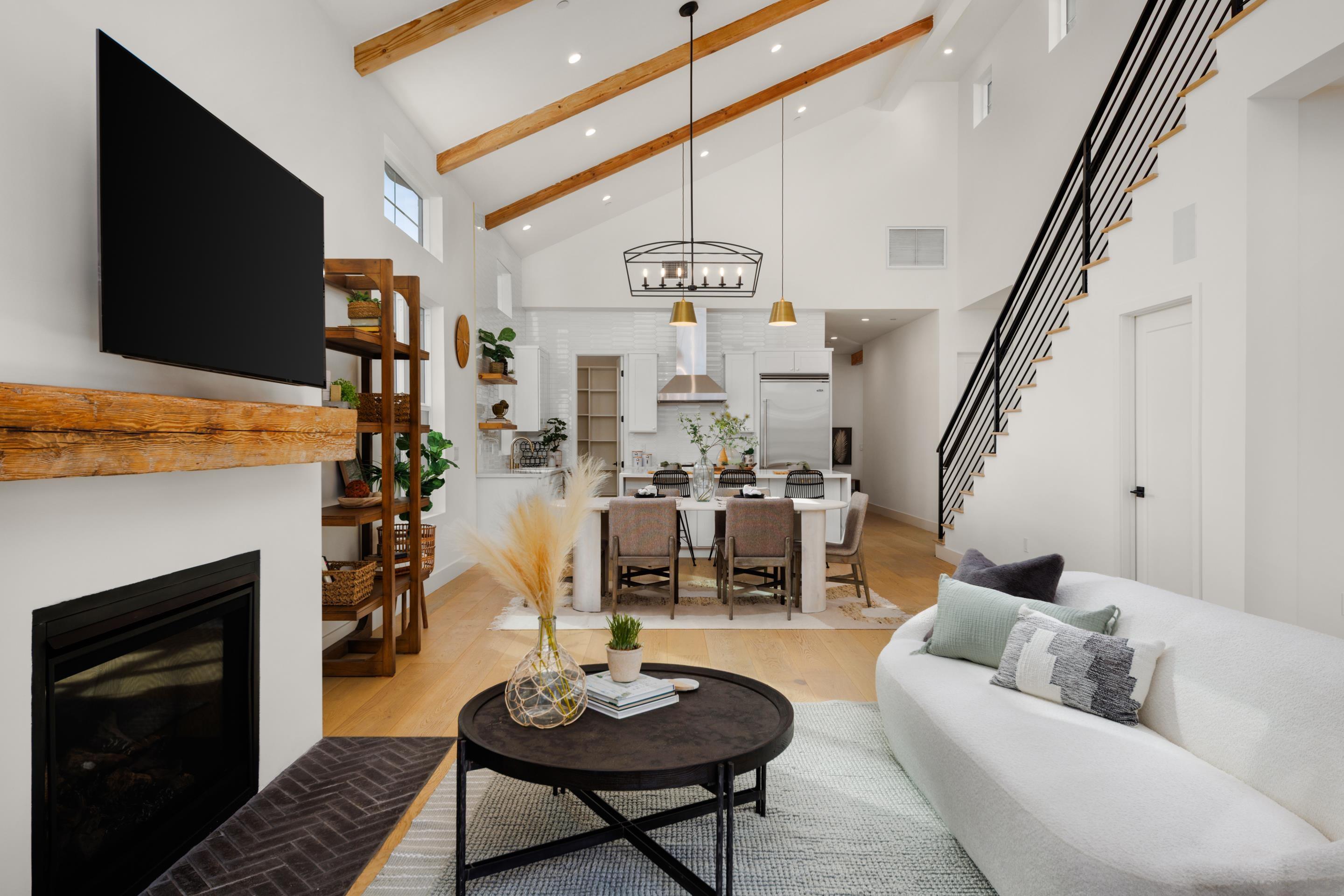 Detail Gallery Image 9 of 45 For 623  Colima St, La Jolla,  CA 92037 - 4 Beds | 4/1 Baths