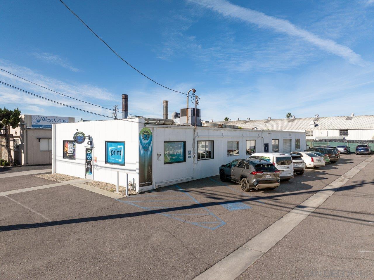 Detail Gallery Image 2 of 16 For 431 N Hale, Escondido,  CA 92029 - – Beds | – Baths