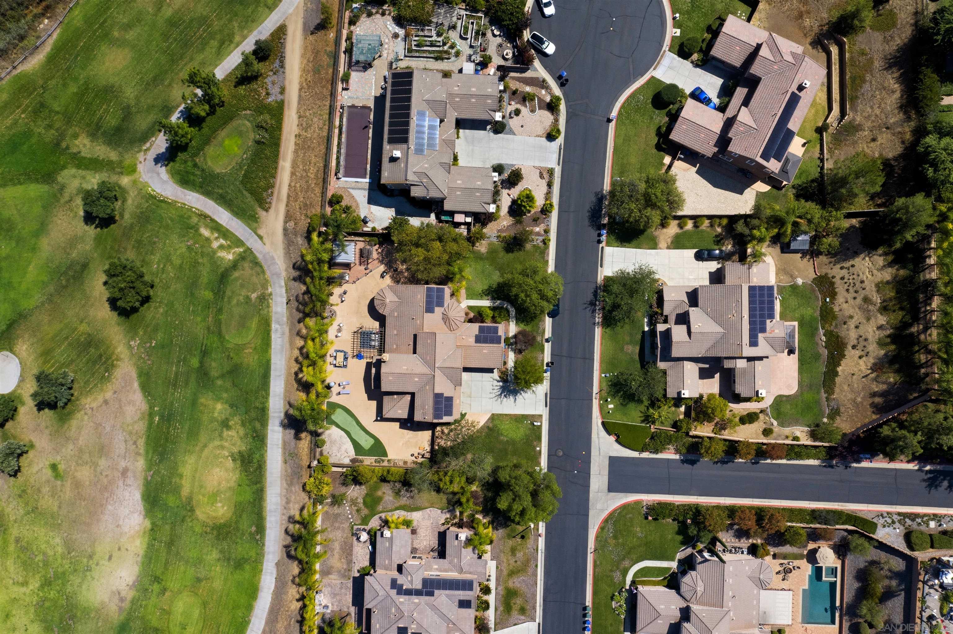 Detail Gallery Image 11 of 62 For 14257  Merion, Valley Center,  CA 92082 - 5 Beds | 4 Baths