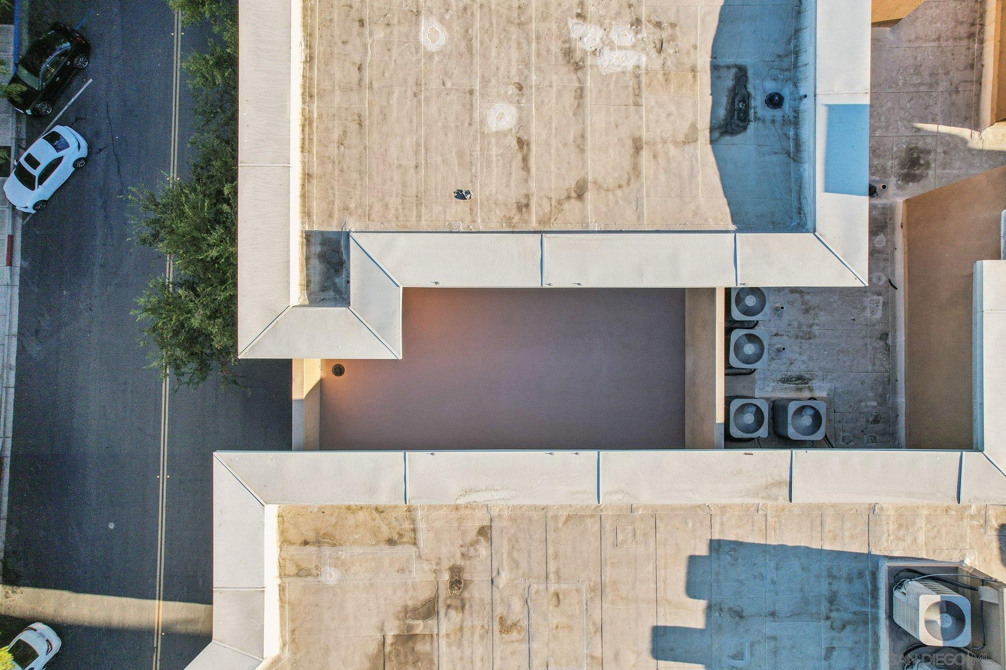 Detail Gallery Image 13 of 60 For 1480  Broadway  #2621,  San Diego,  CA 92101 - 3 Beds | 2 Baths