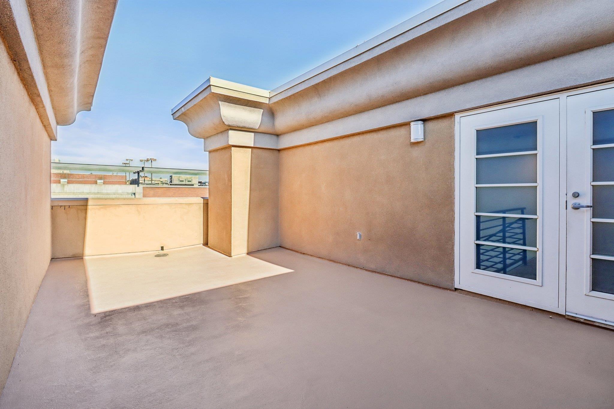Detail Gallery Image 15 of 60 For 1480  Broadway  #2621,  San Diego,  CA 92101 - 3 Beds | 2 Baths