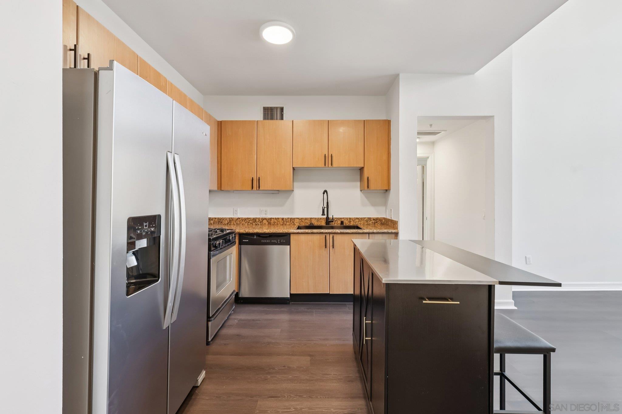 Detail Gallery Image 25 of 60 For 1480  Broadway  #2621,  San Diego,  CA 92101 - 3 Beds | 2 Baths