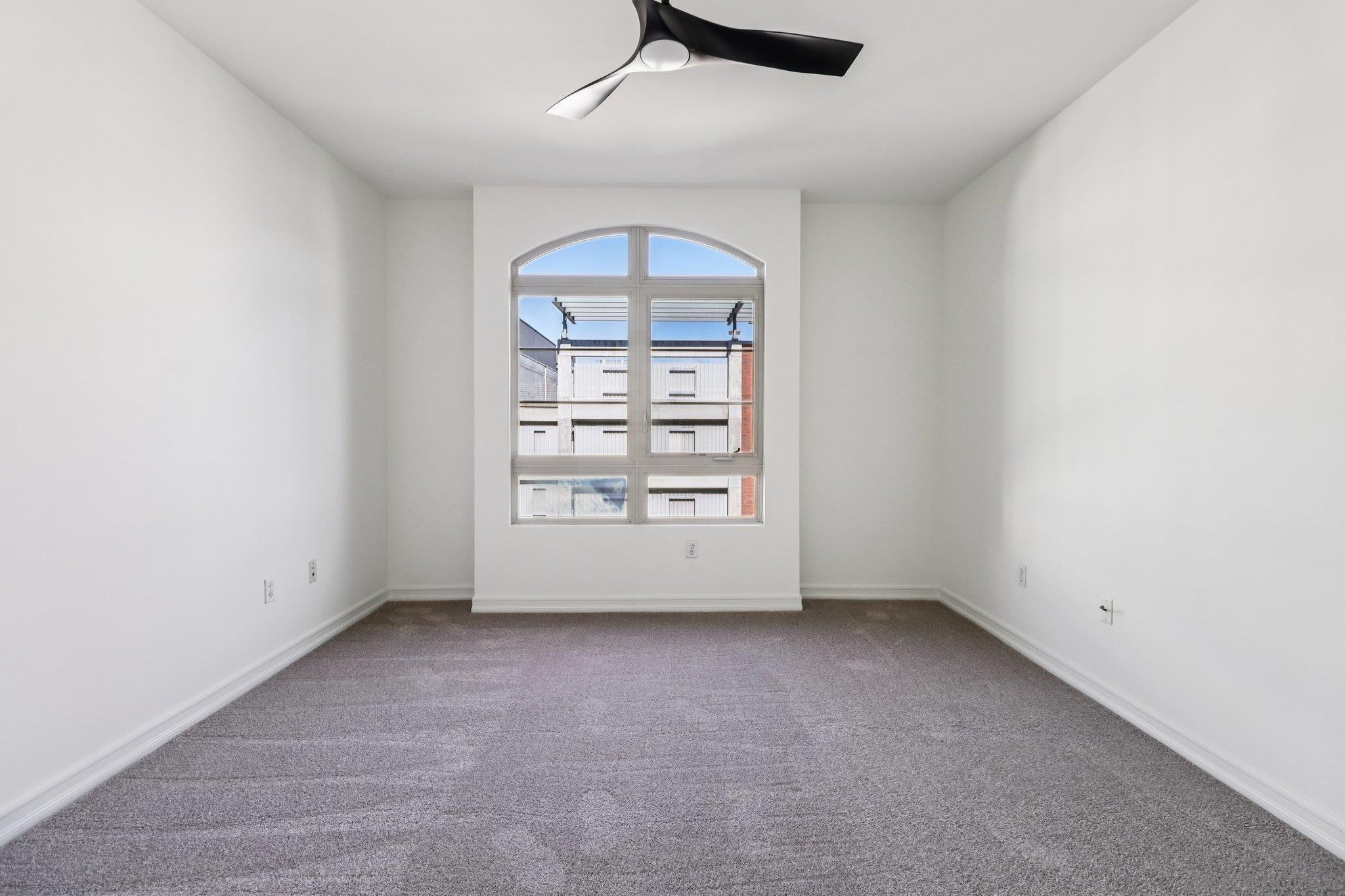 Detail Gallery Image 29 of 60 For 1480  Broadway  #2621,  San Diego,  CA 92101 - 3 Beds | 2 Baths