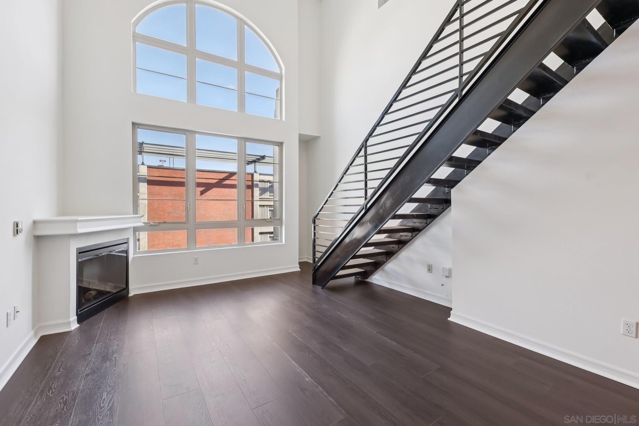 Detail Gallery Image 5 of 60 For 1480  Broadway  #2621,  San Diego,  CA 92101 - 3 Beds | 2 Baths