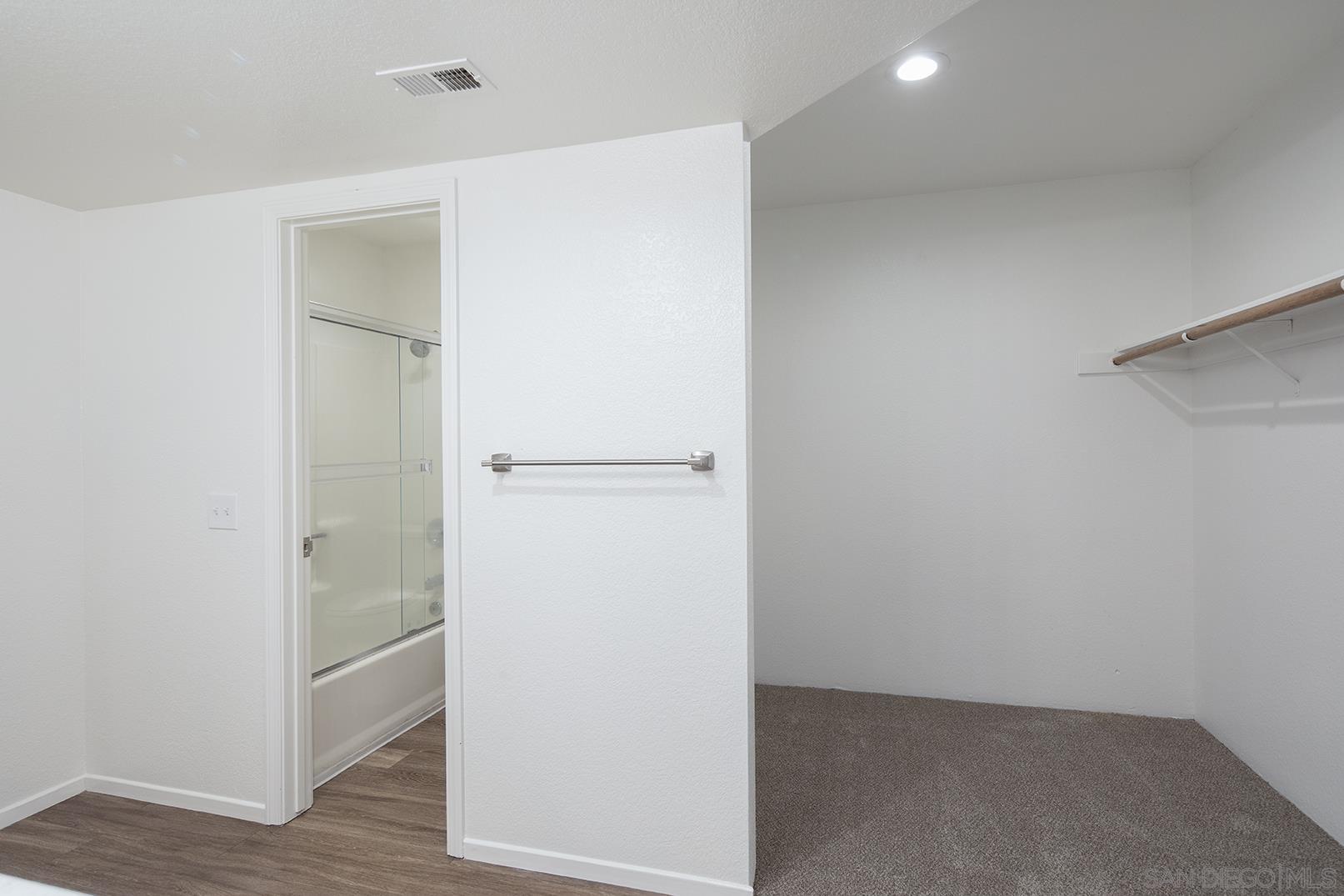 Detail Gallery Image 2 of 30 For 315  Westbourne Street, La Jolla,  CA 92037 - 4 Beds | 3 Baths