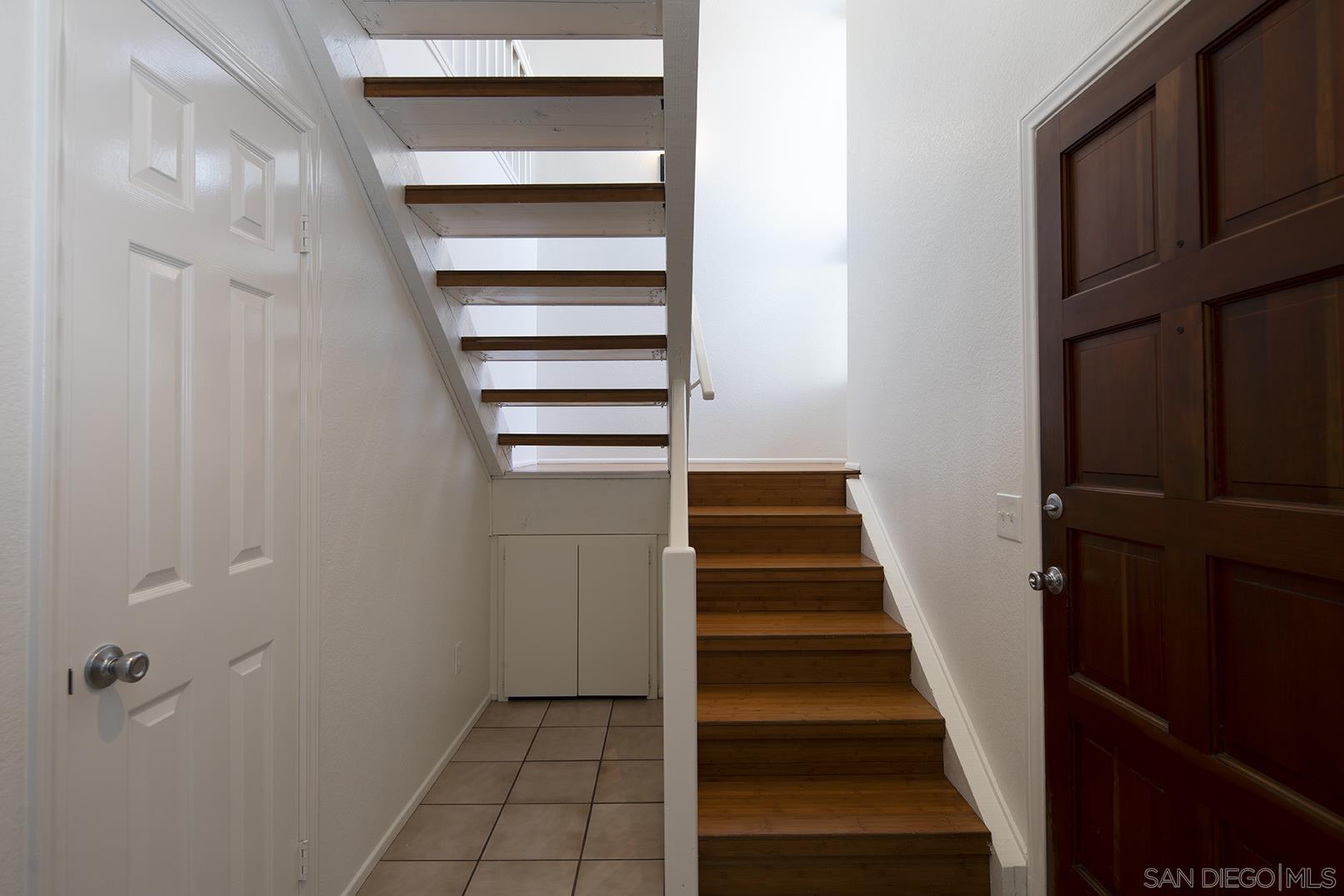 Detail Gallery Image 5 of 30 For 315  Westbourne Street, La Jolla,  CA 92037 - 4 Beds | 3 Baths