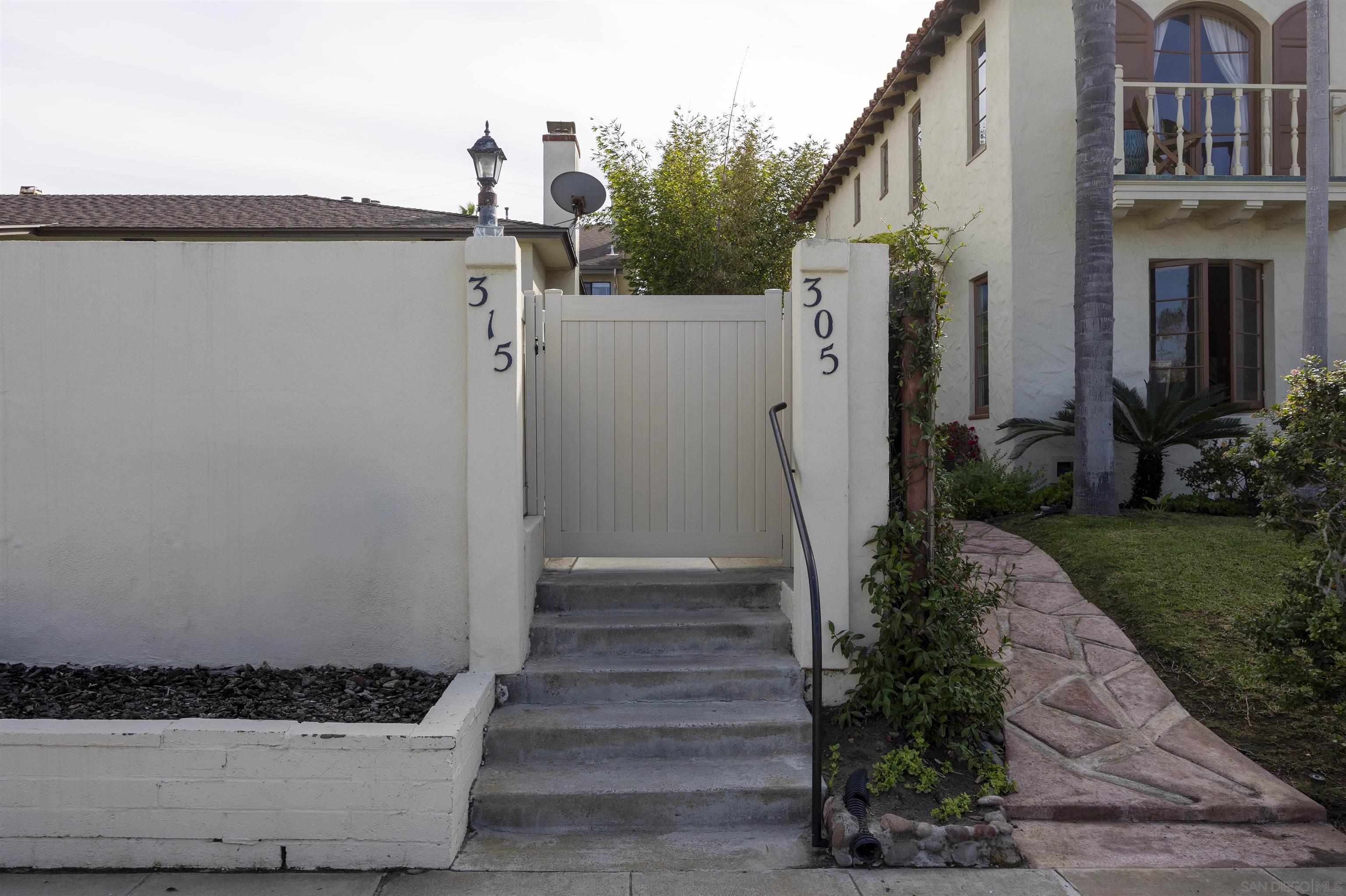 Detail Gallery Image 10 of 30 For 315  Westbourne Street, La Jolla,  CA 92037 - 4 Beds | 3 Baths