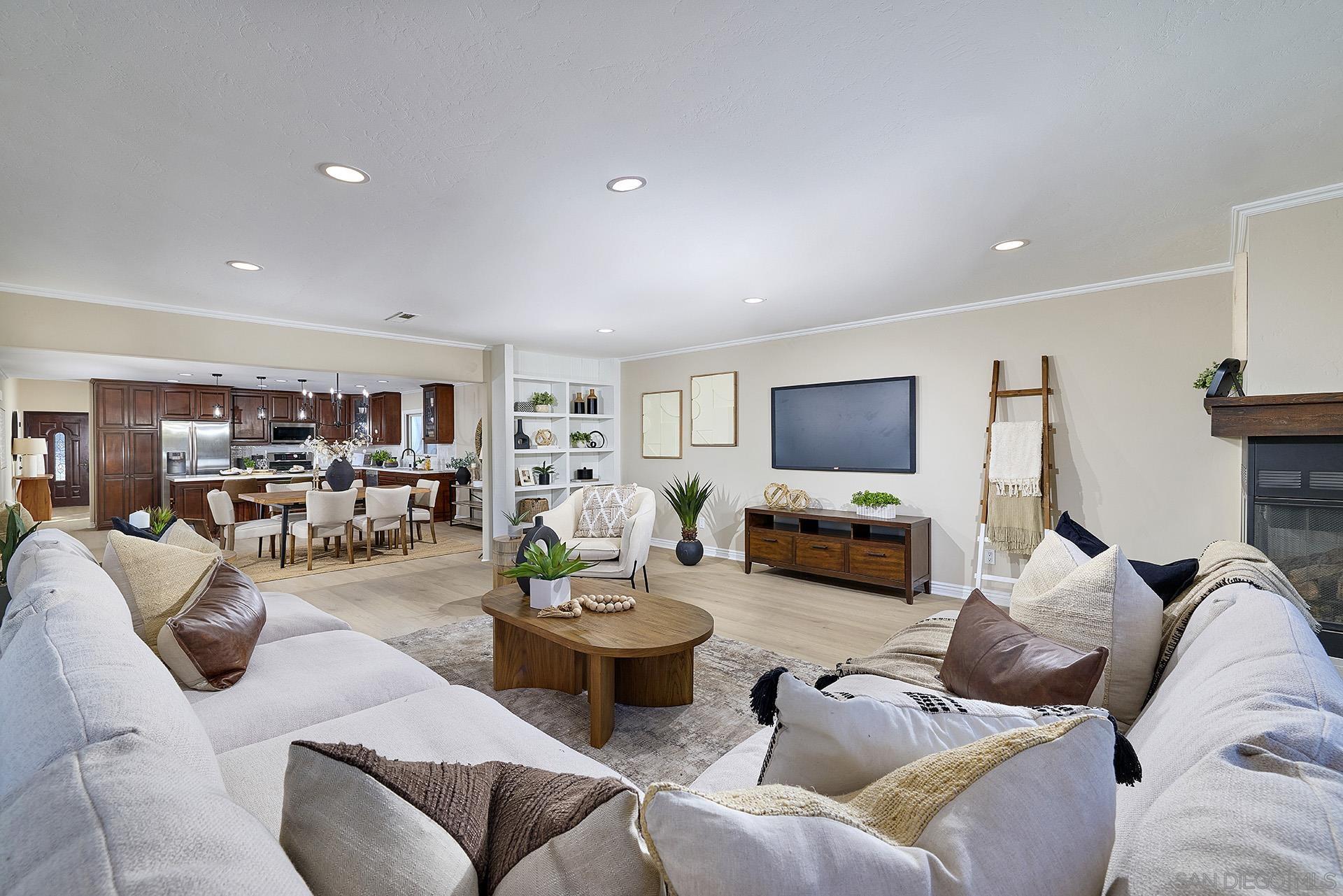 Detail Gallery Image 12 of 42 For 7962  Merrington Pl, San Diego,  CA 92126 - 4 Beds | 2 Baths