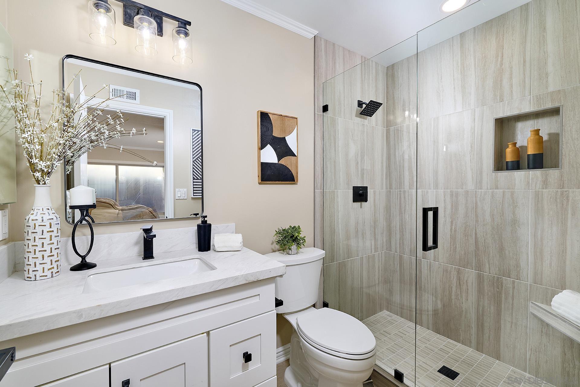 Detail Gallery Image 14 of 42 For 7962  Merrington Pl, San Diego,  CA 92126 - 4 Beds | 2 Baths