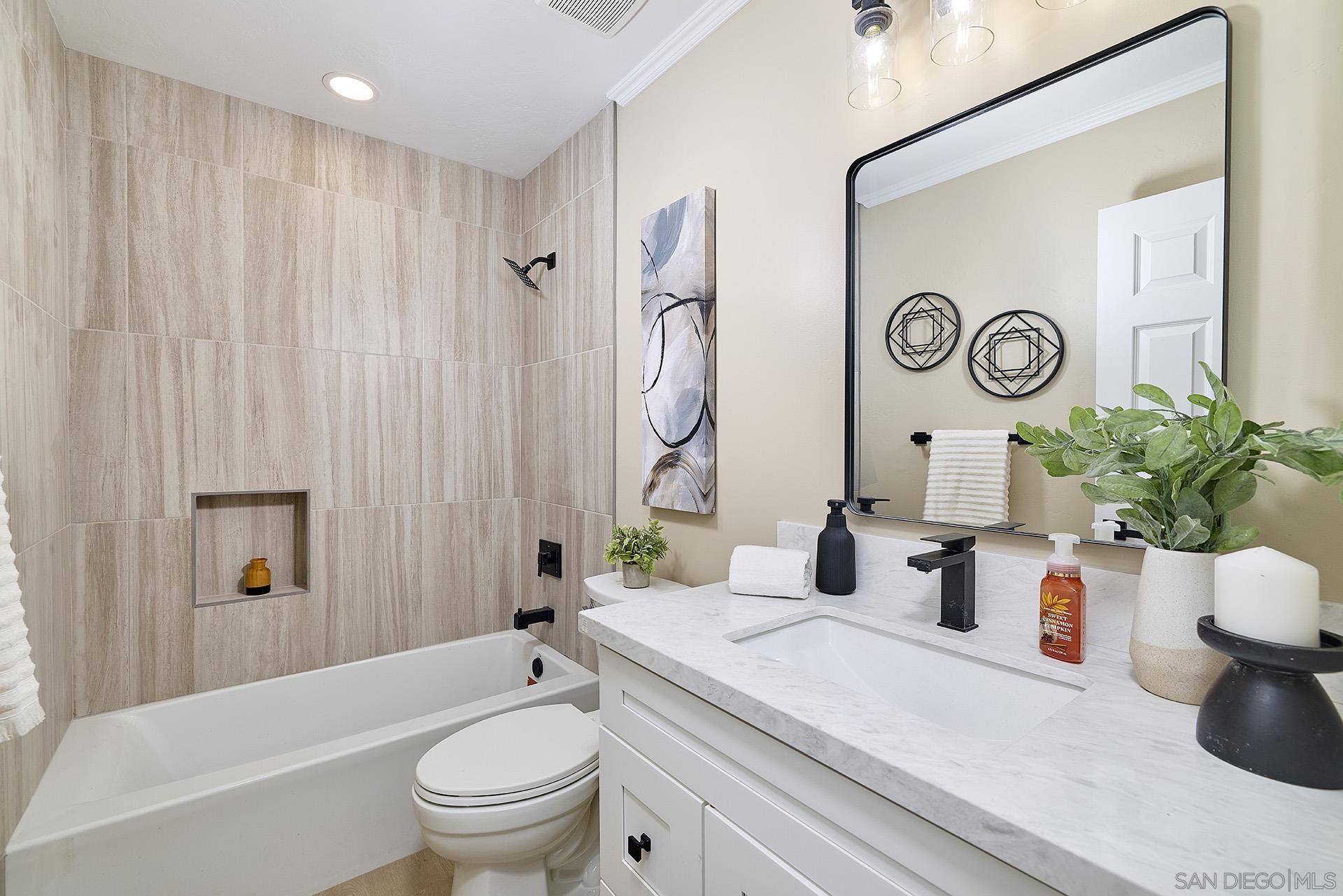 Detail Gallery Image 18 of 42 For 7962  Merrington Pl, San Diego,  CA 92126 - 4 Beds | 2 Baths