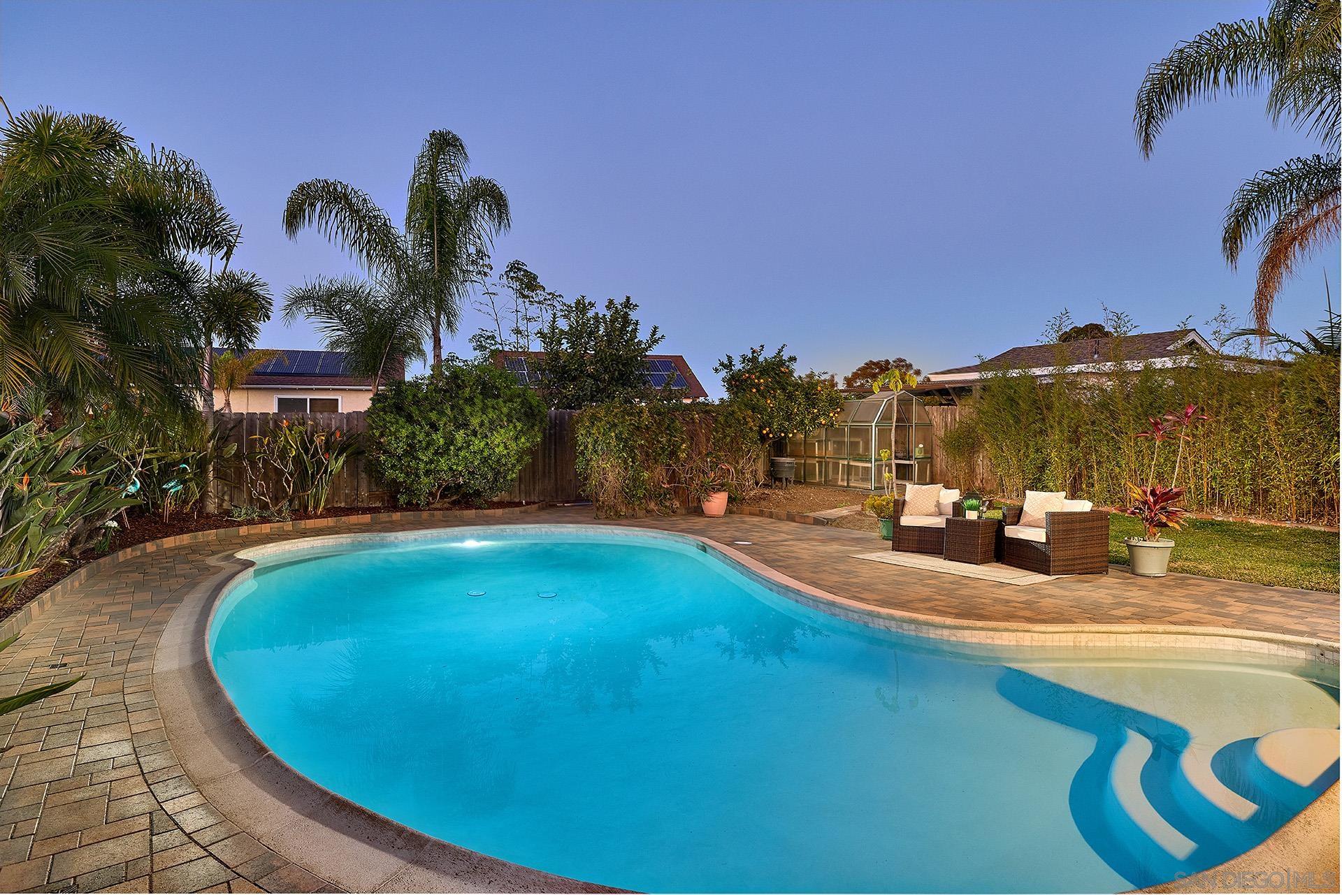 Detail Gallery Image 21 of 42 For 7962  Merrington Pl, San Diego,  CA 92126 - 4 Beds | 2 Baths