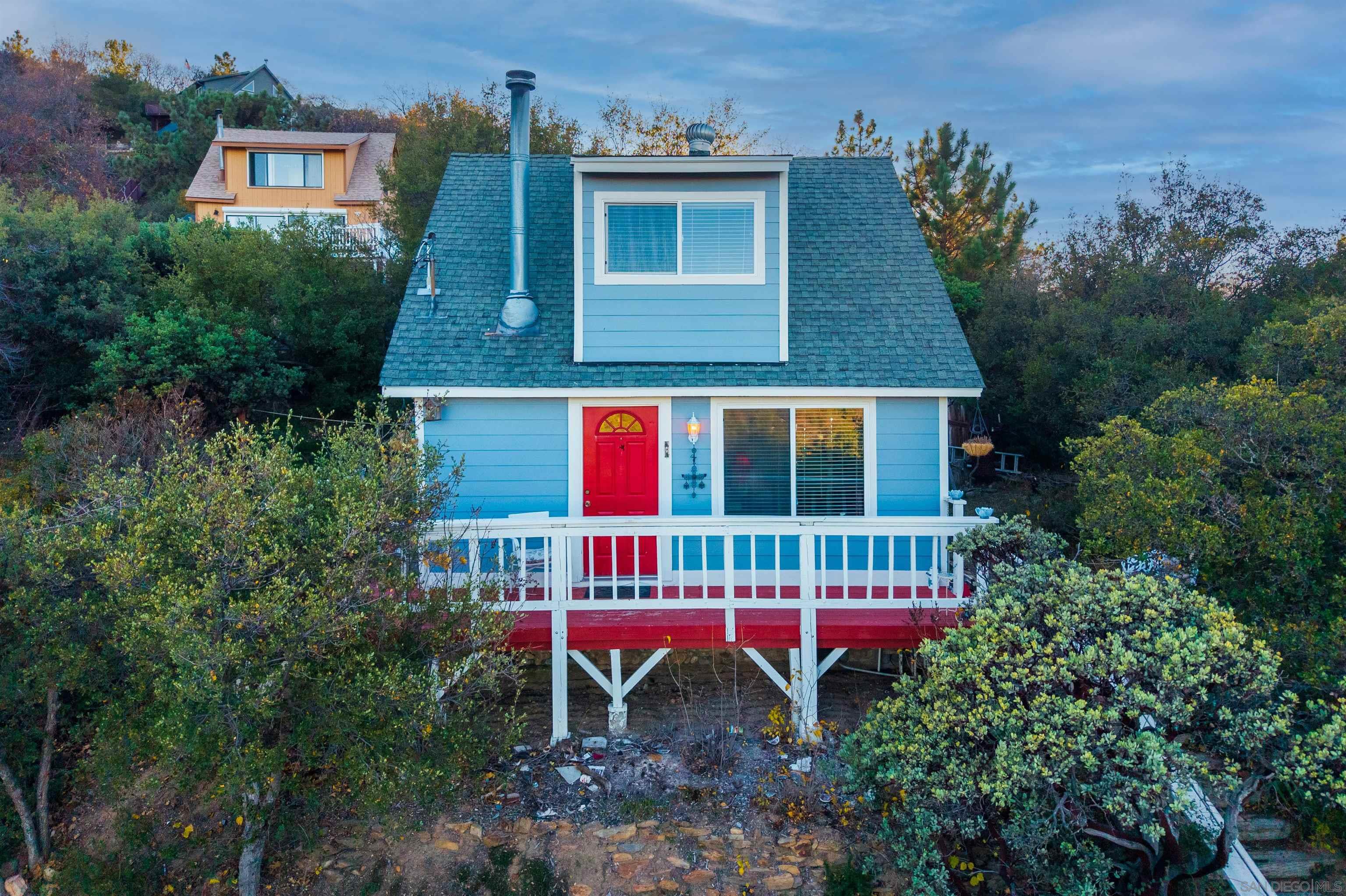 Detail Gallery Image 2 of 21 For 1065  Kenison Dr, Julian,  CA 92036 - 2 Beds | 1/1 Baths